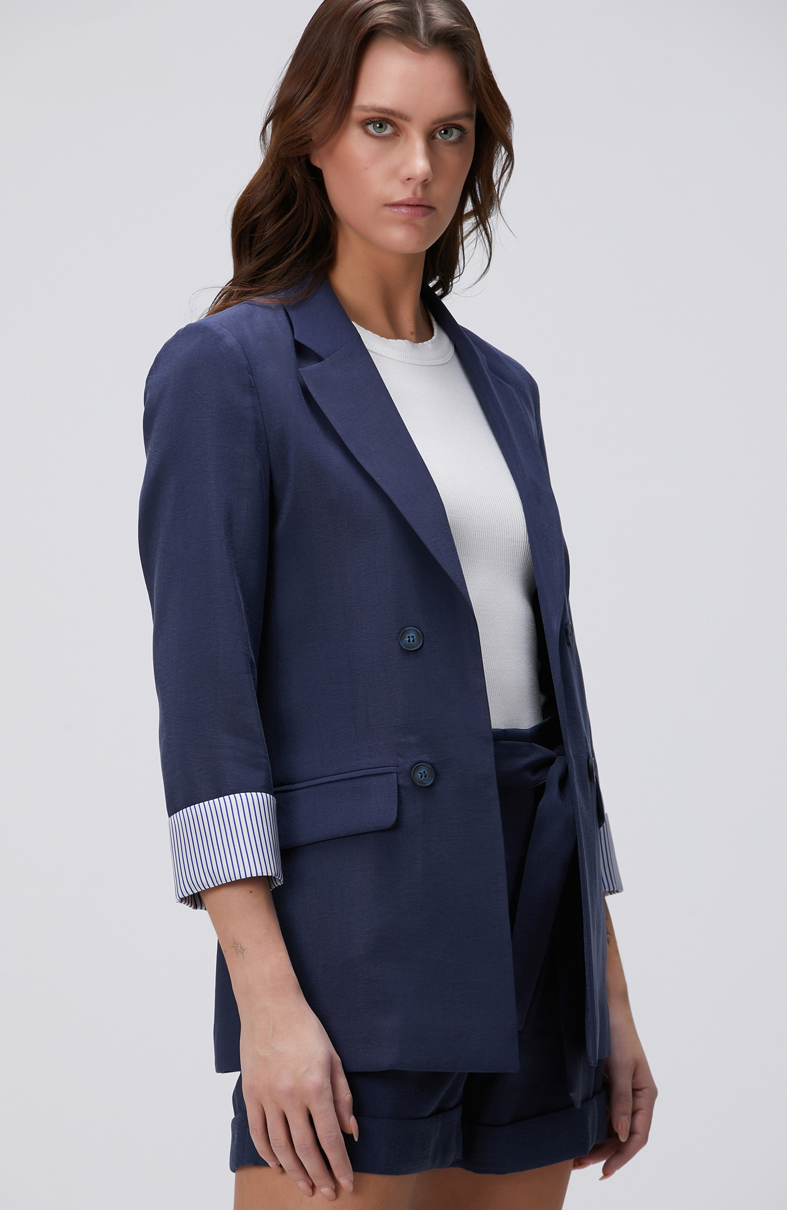 Lacivert Kol Ucu Desenli Astar Detaylı Ceket