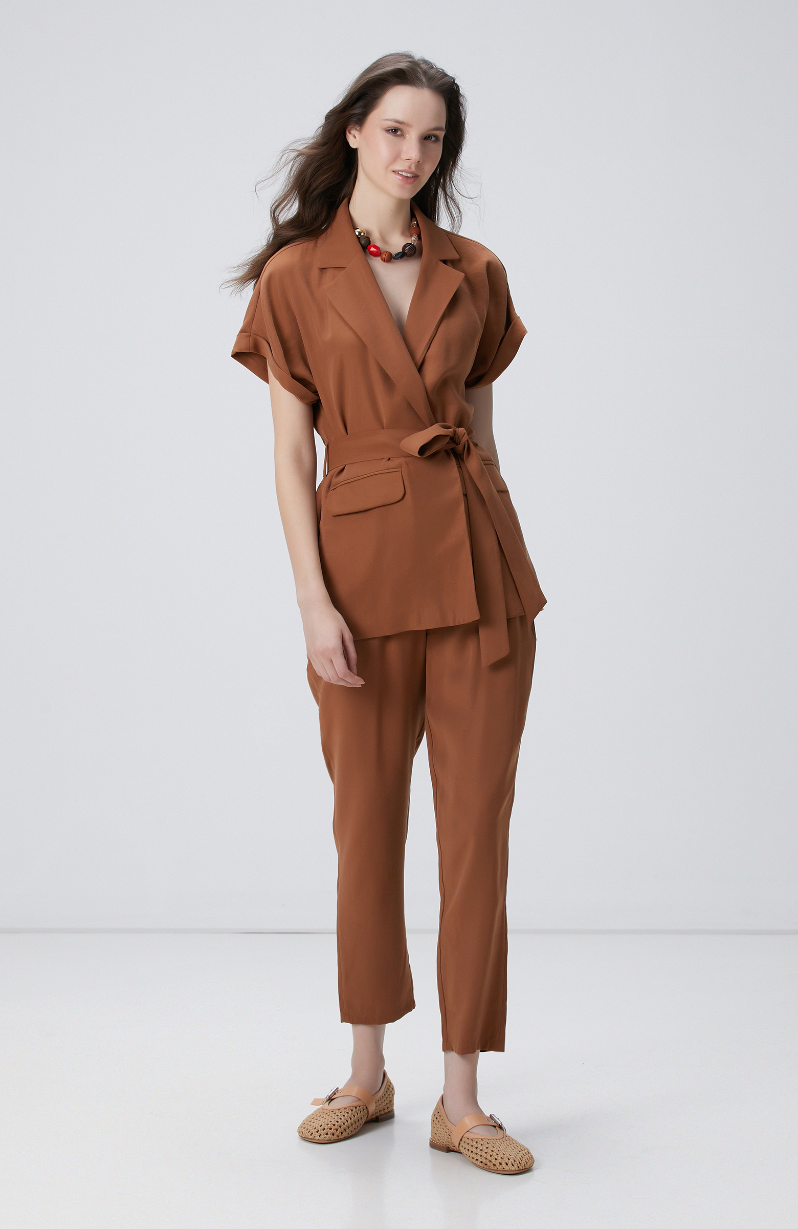 Kahverengi Beli Kuşaklı Ceket