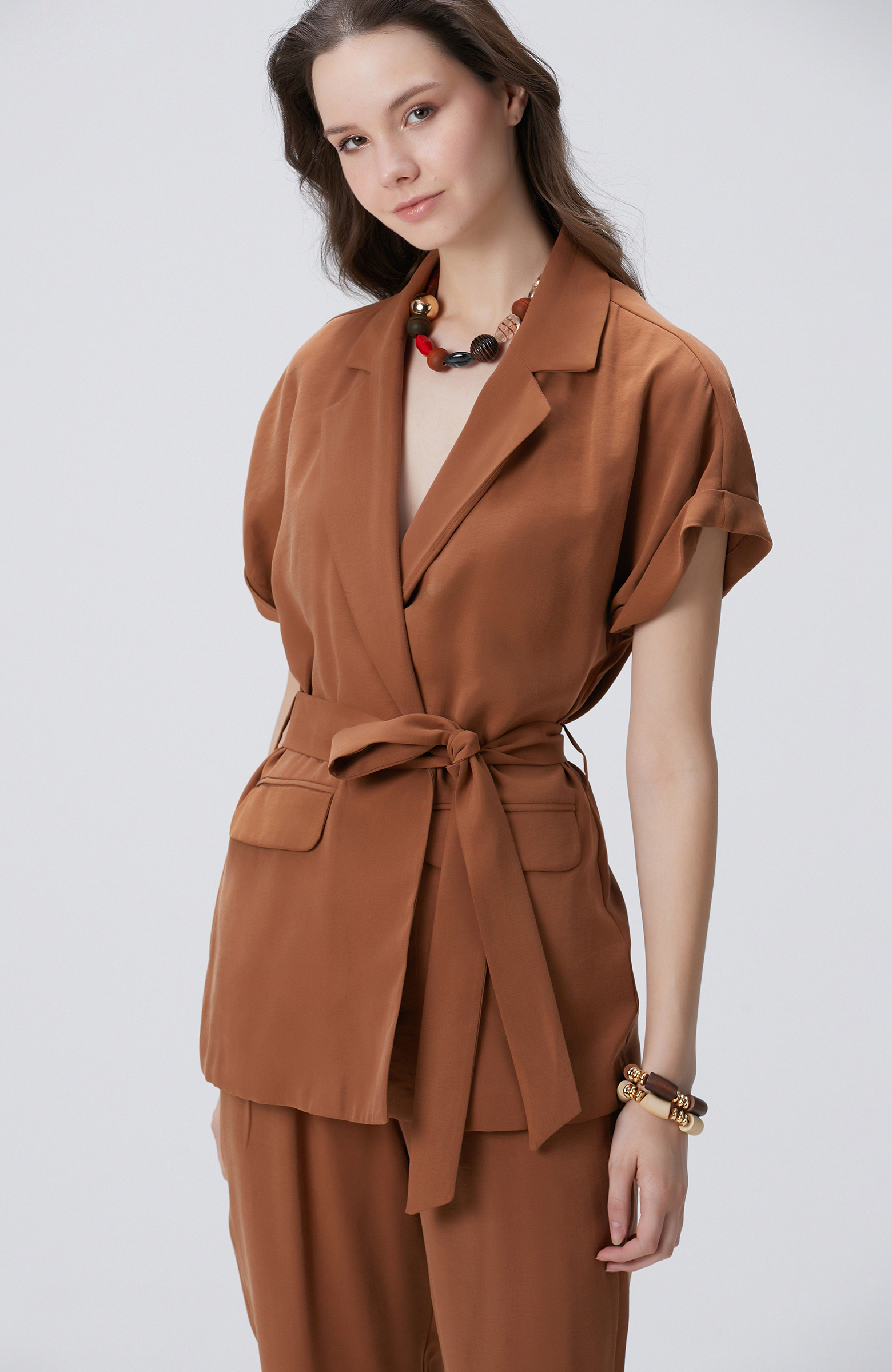 Kahverengi Beli Kuşaklı Ceket