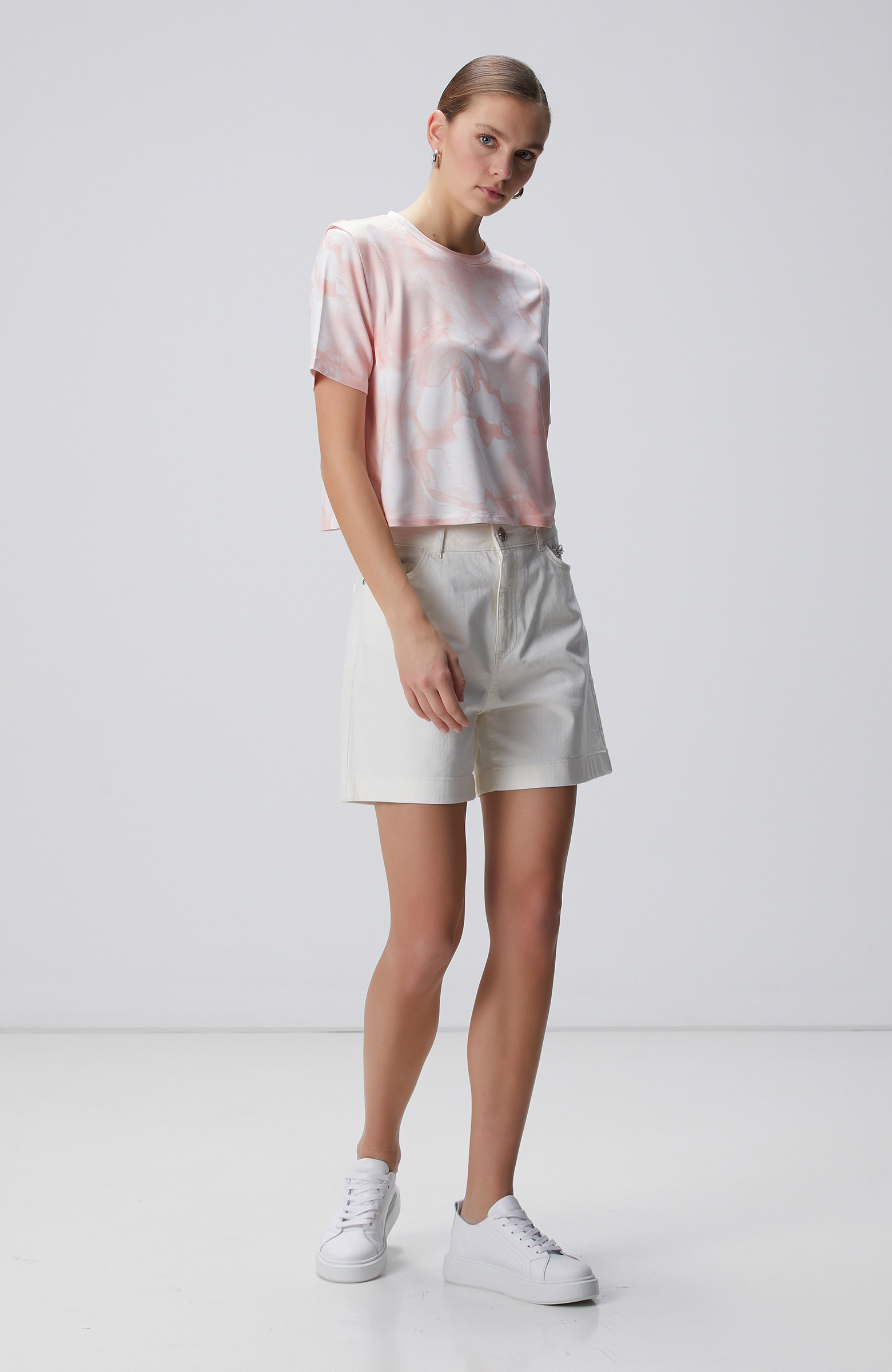 N-Tech Pembe Batik Desenli T-shirt