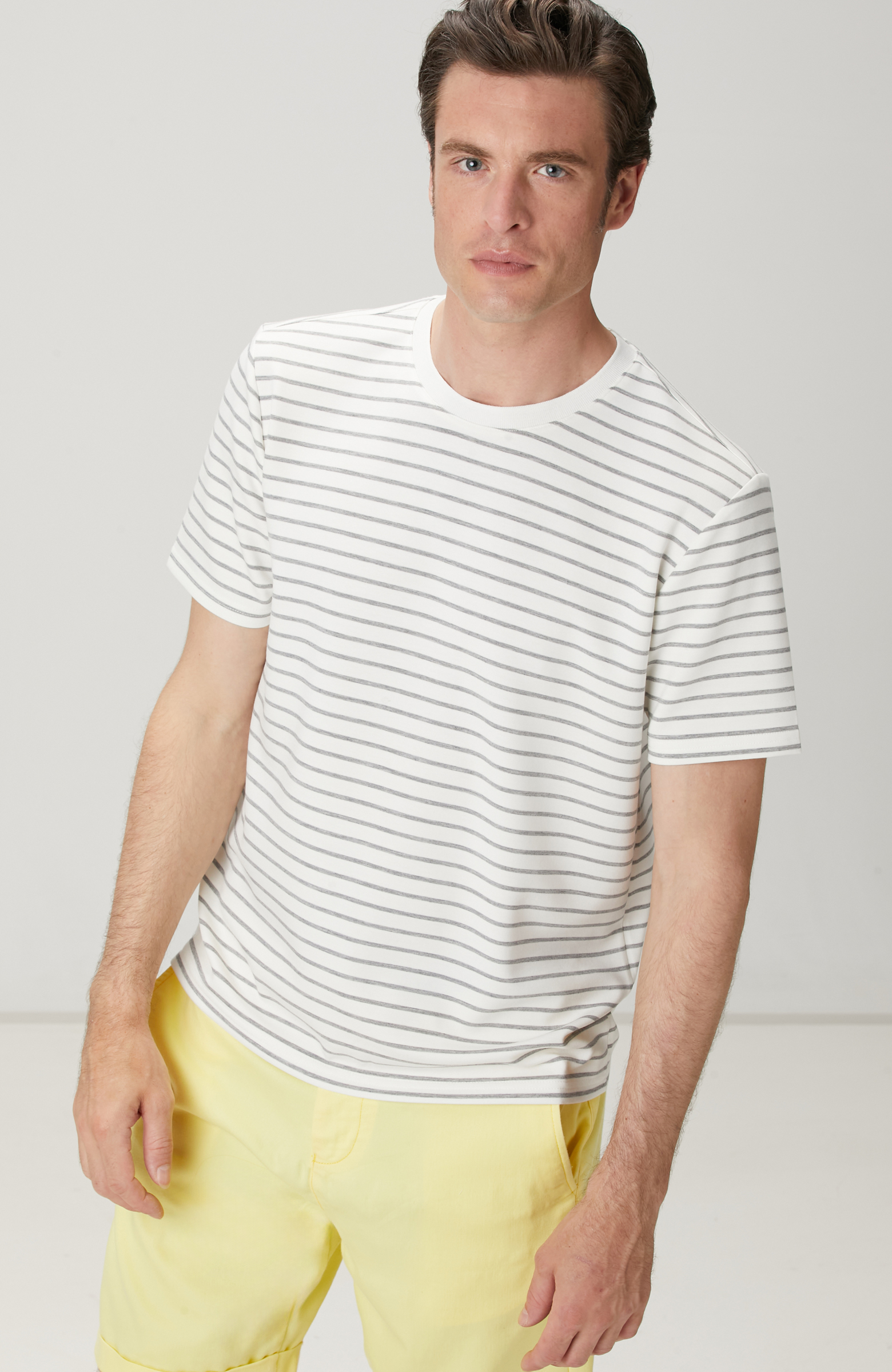 Kırık Beyaz Gömlek