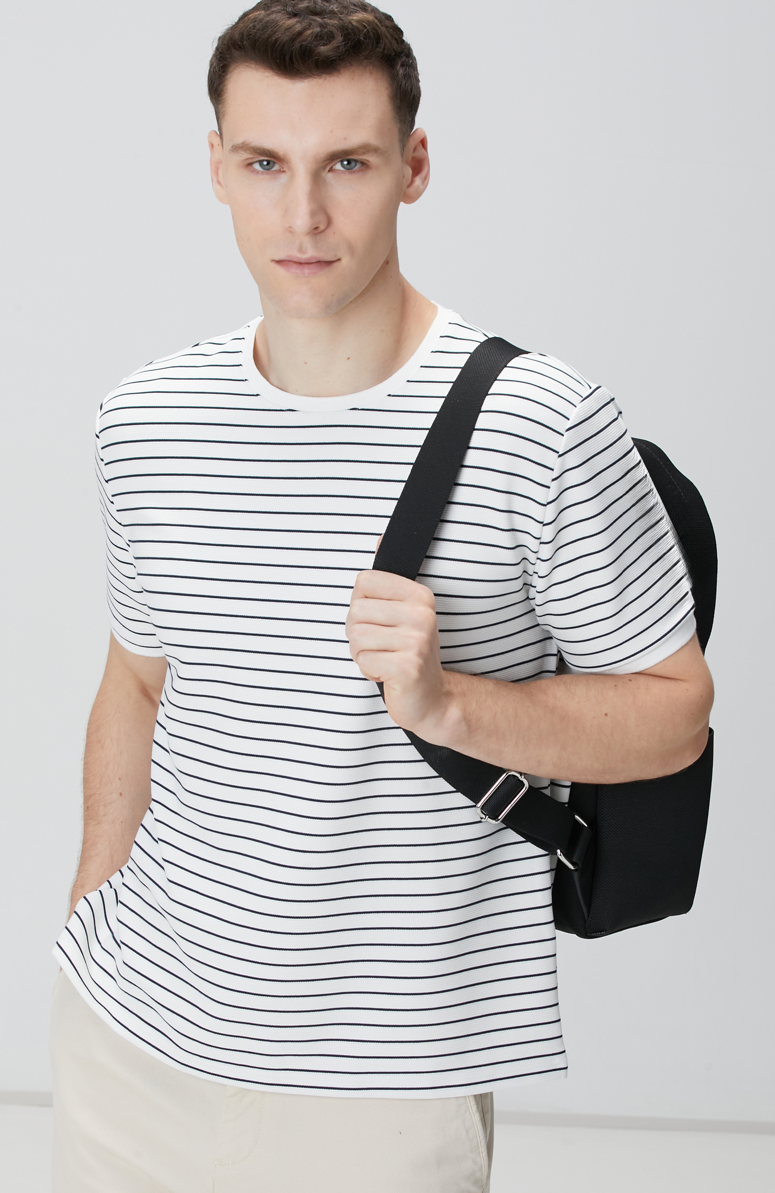 Kırık Beyaz T-shirt