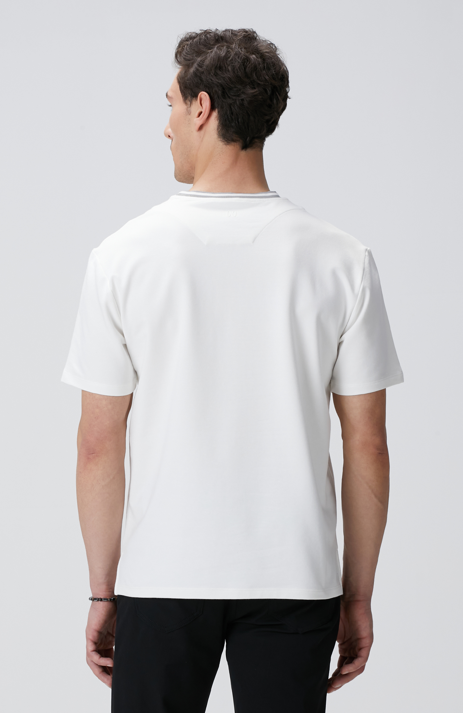 Kırık Beyaz T-shirt