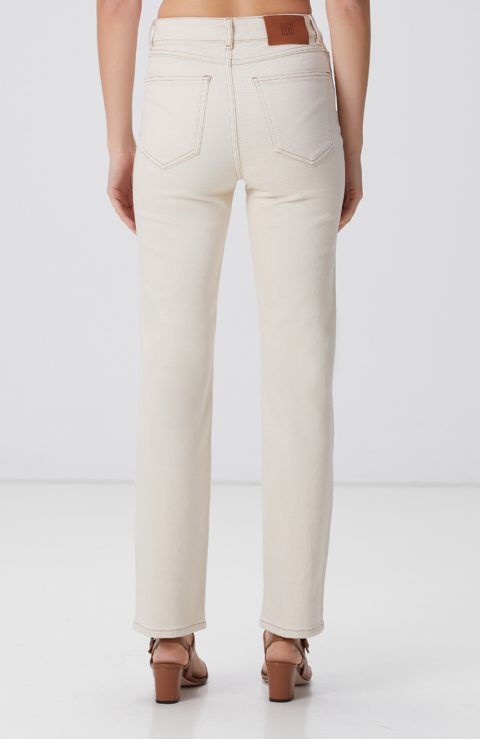 Kırık Beyaz Denim Pantolon