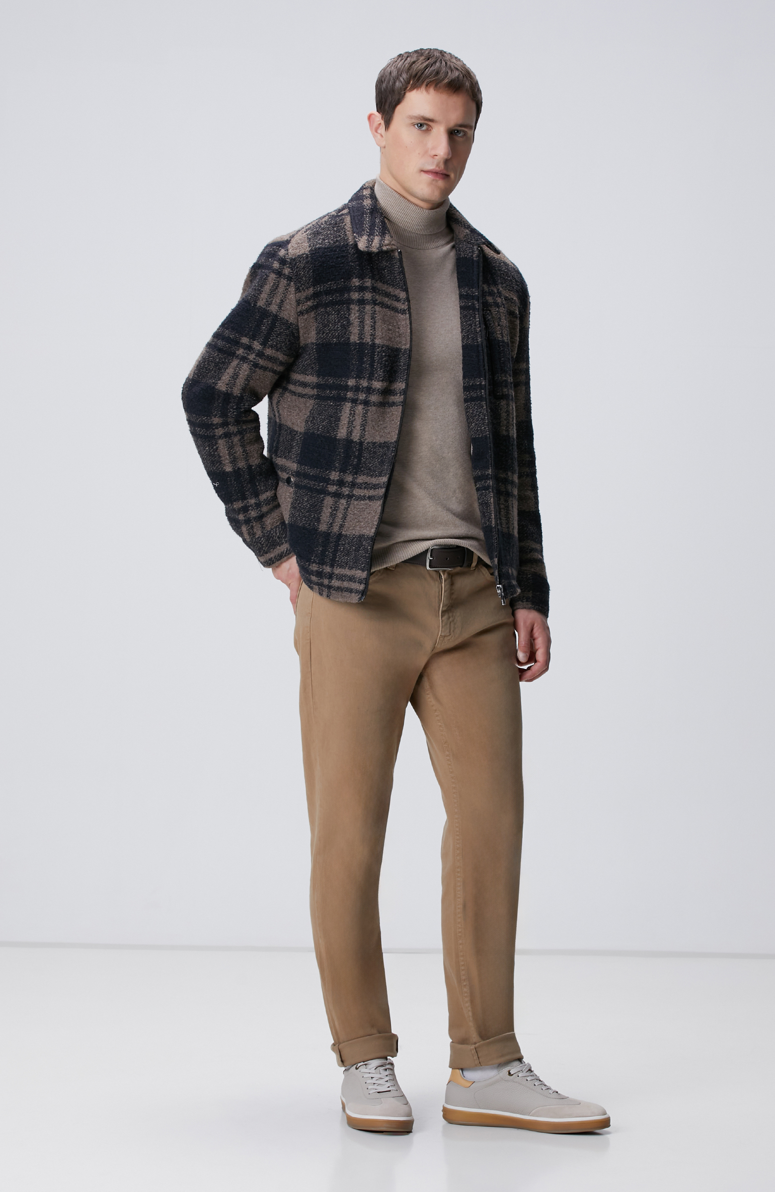 Kahverengi Ekoseli Yün Karışımlı Mont