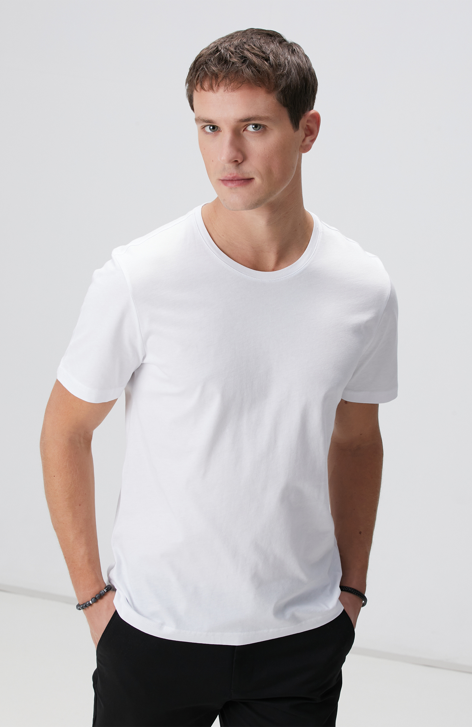 Beyaz Basic T-shirt