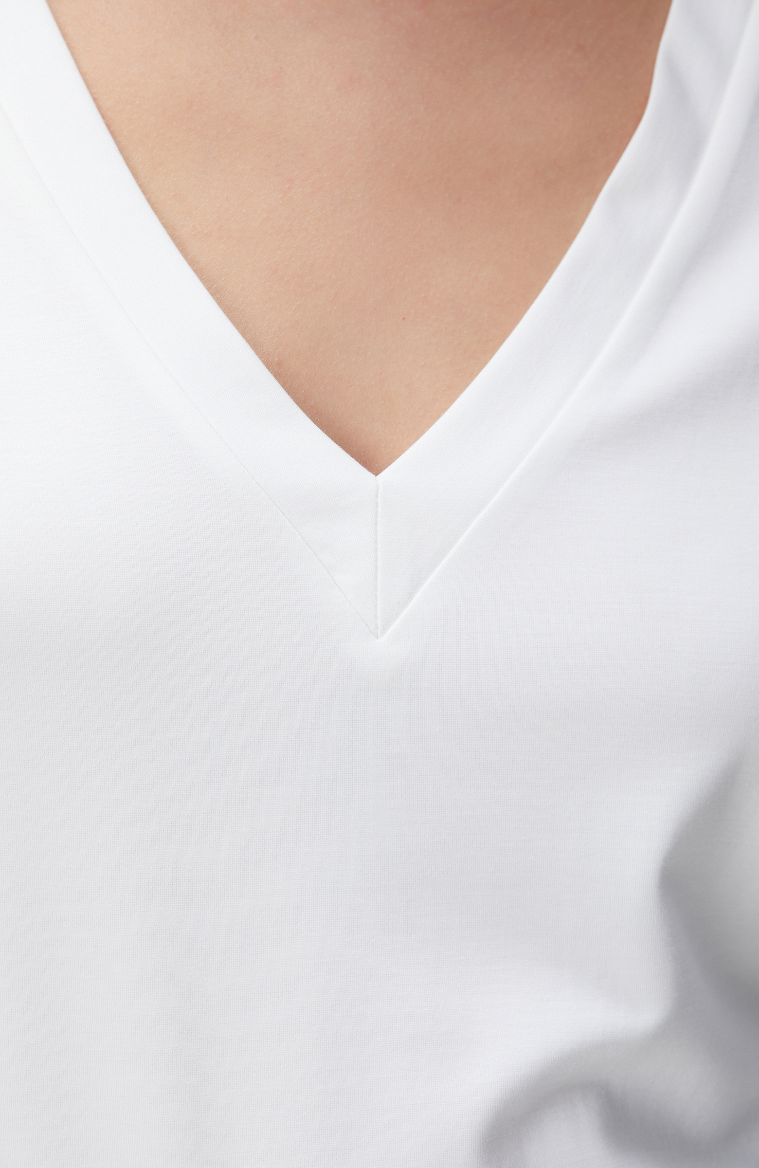 Kırık Beyaz T-shirt