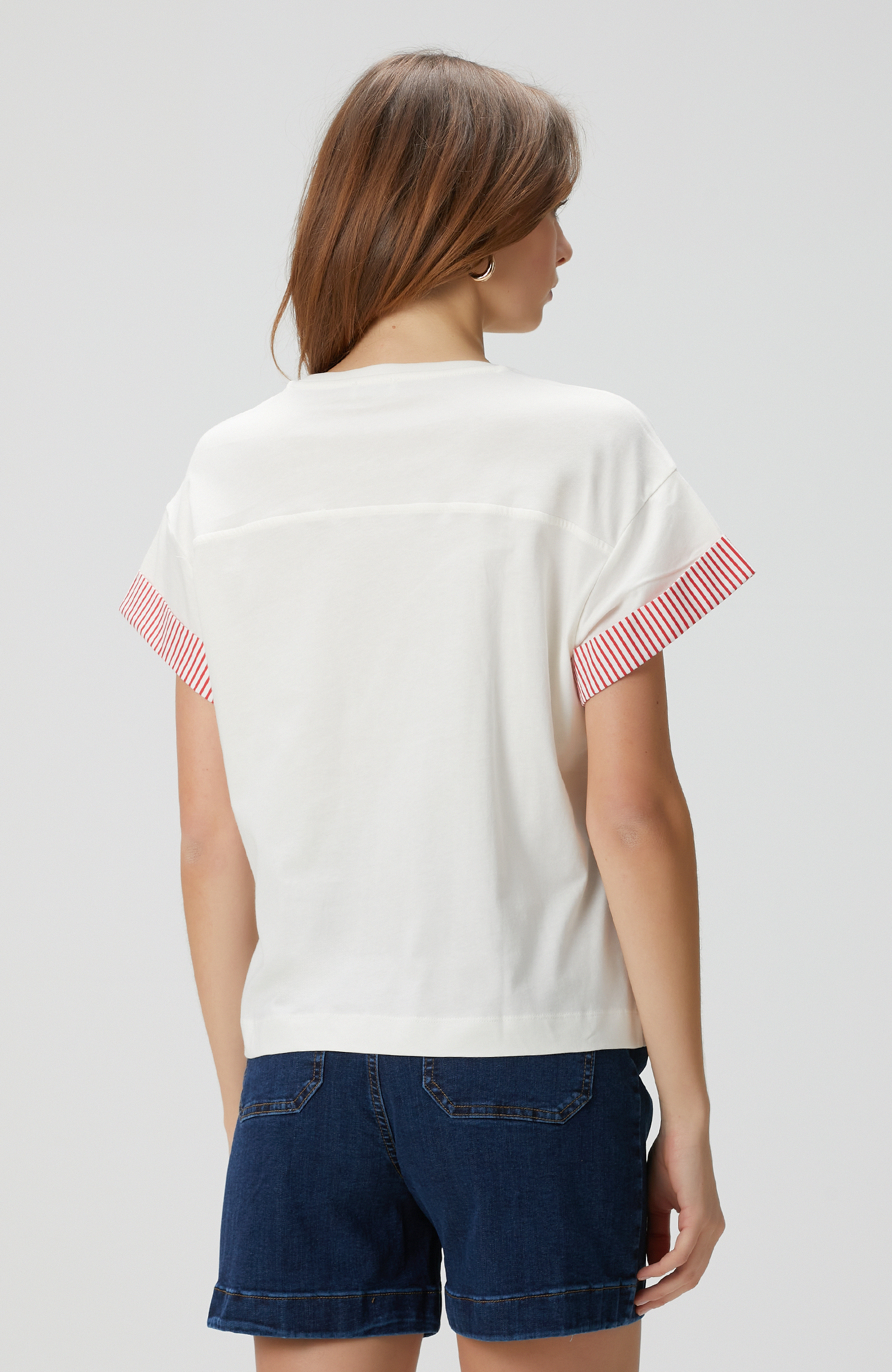 Kırık Beyaz T-shirt