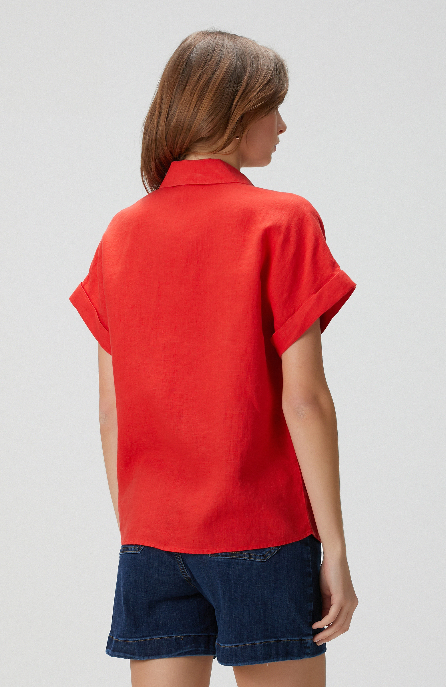 Kırmızı Keten Gömlek