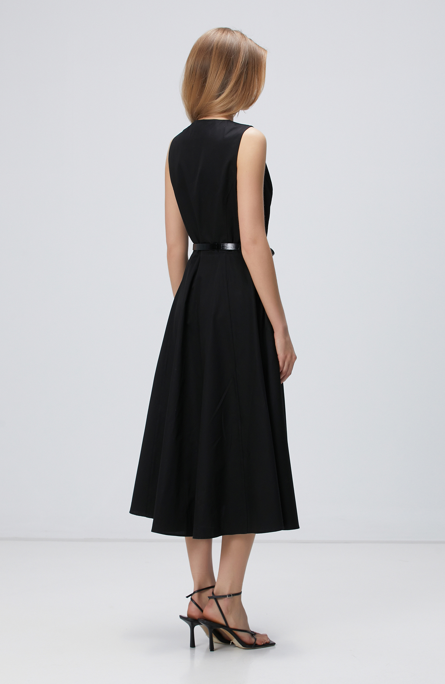 Siyah Midi Dokuma Elbise