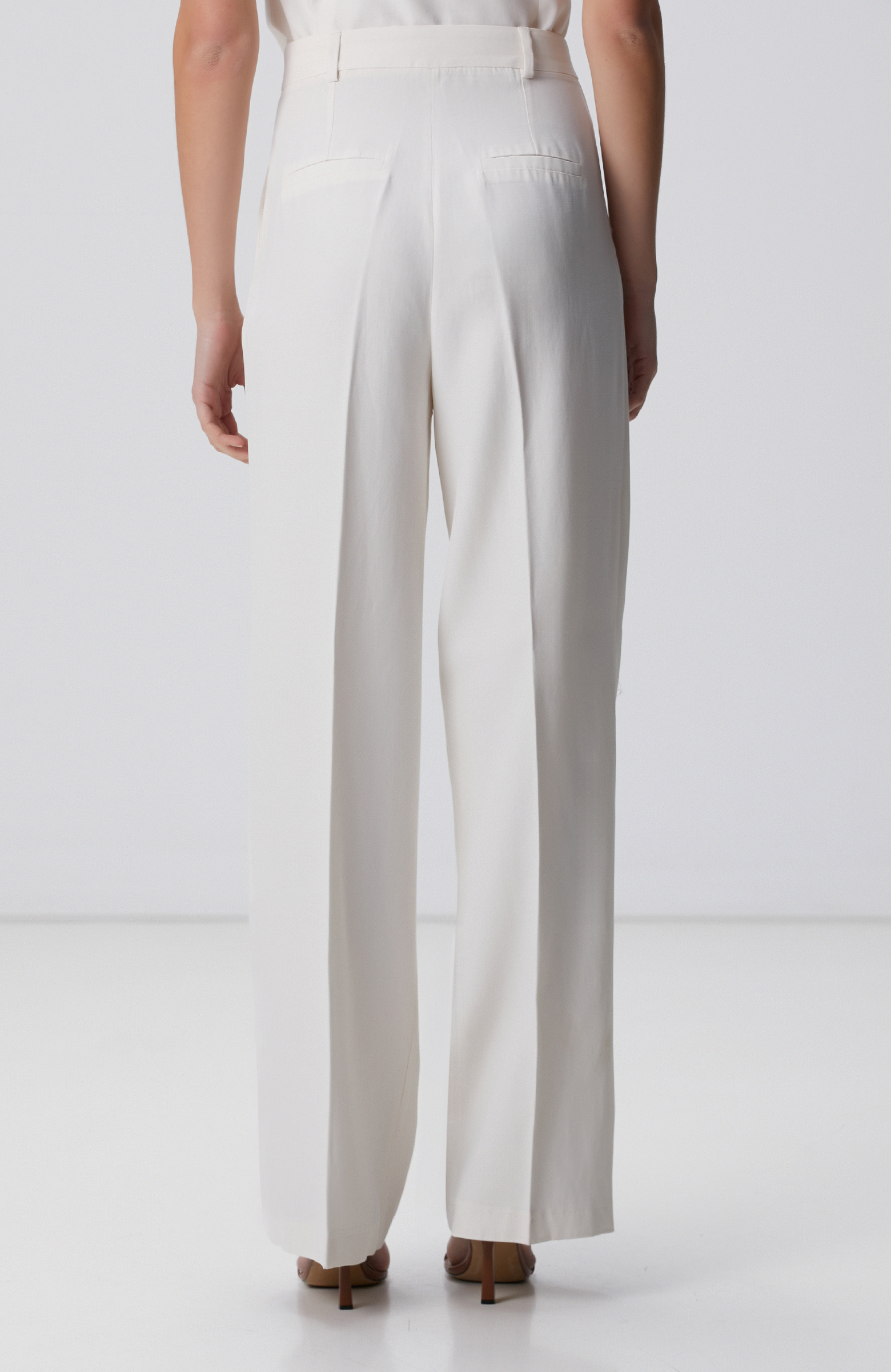 Kırık Beyaz Pantolon