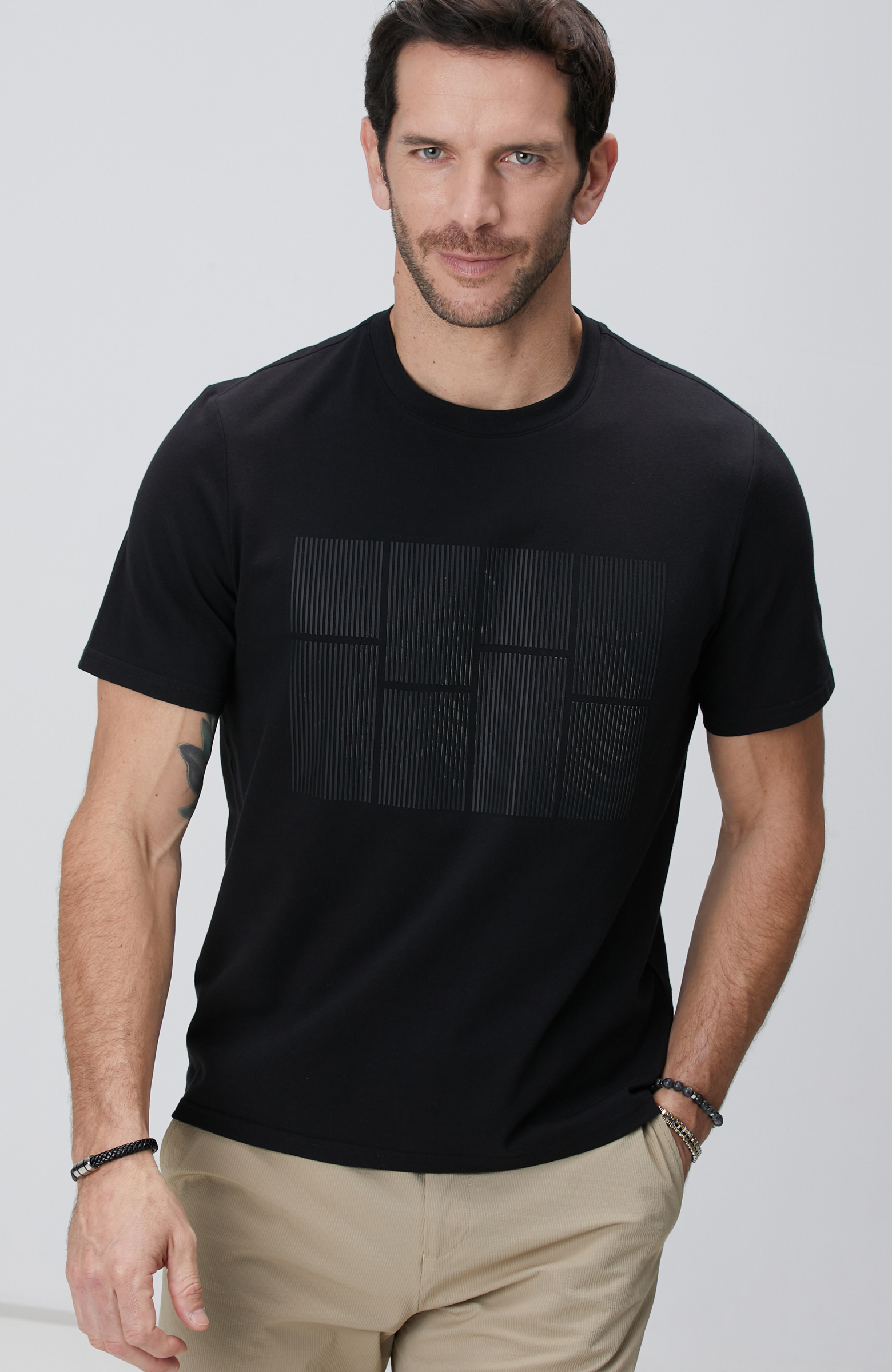 Siyah Hologram Baskılı N-Tech T-shirt