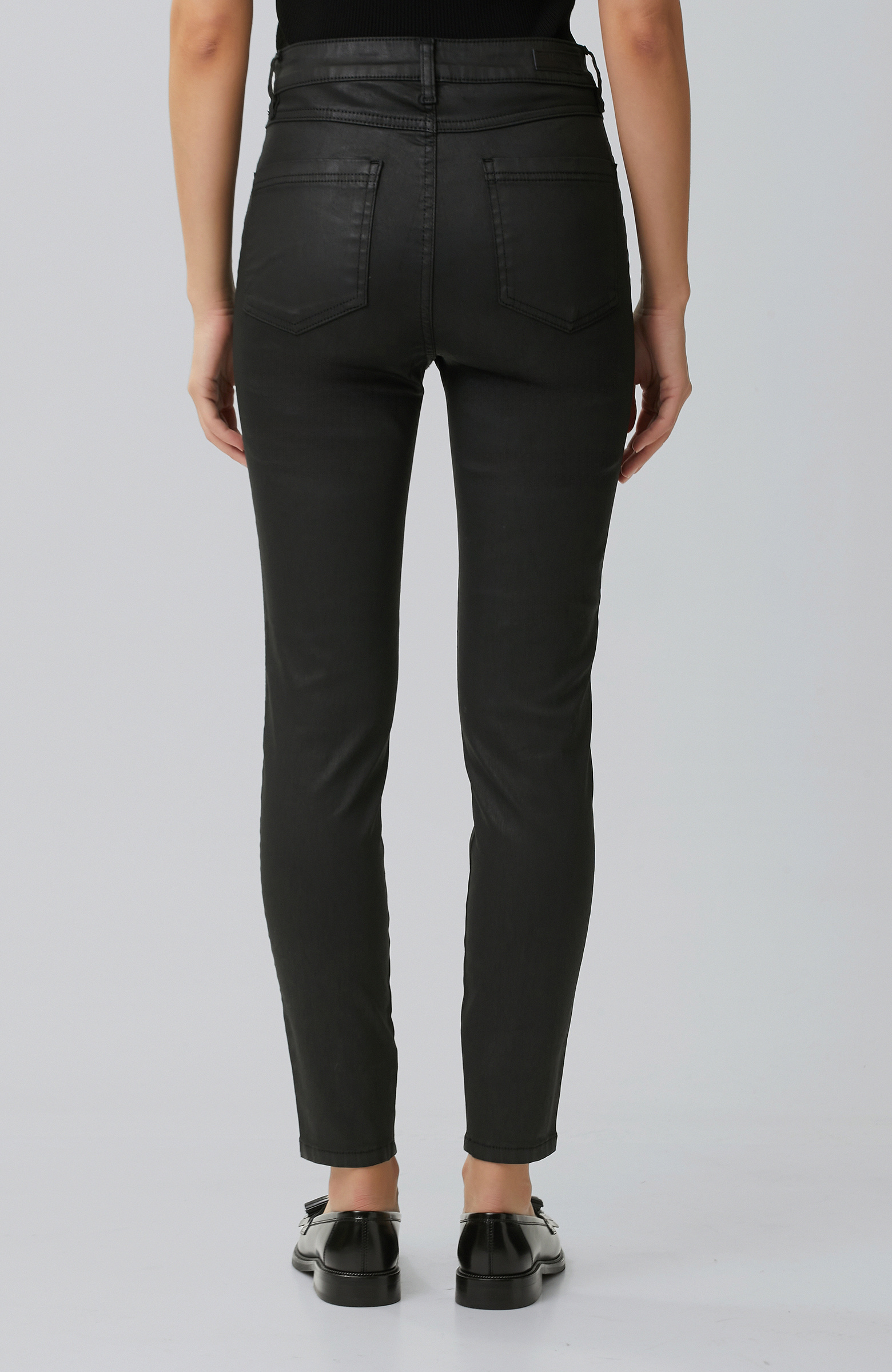 Siyah Kaplamalı Skinny Kalıp Denim Pantolon