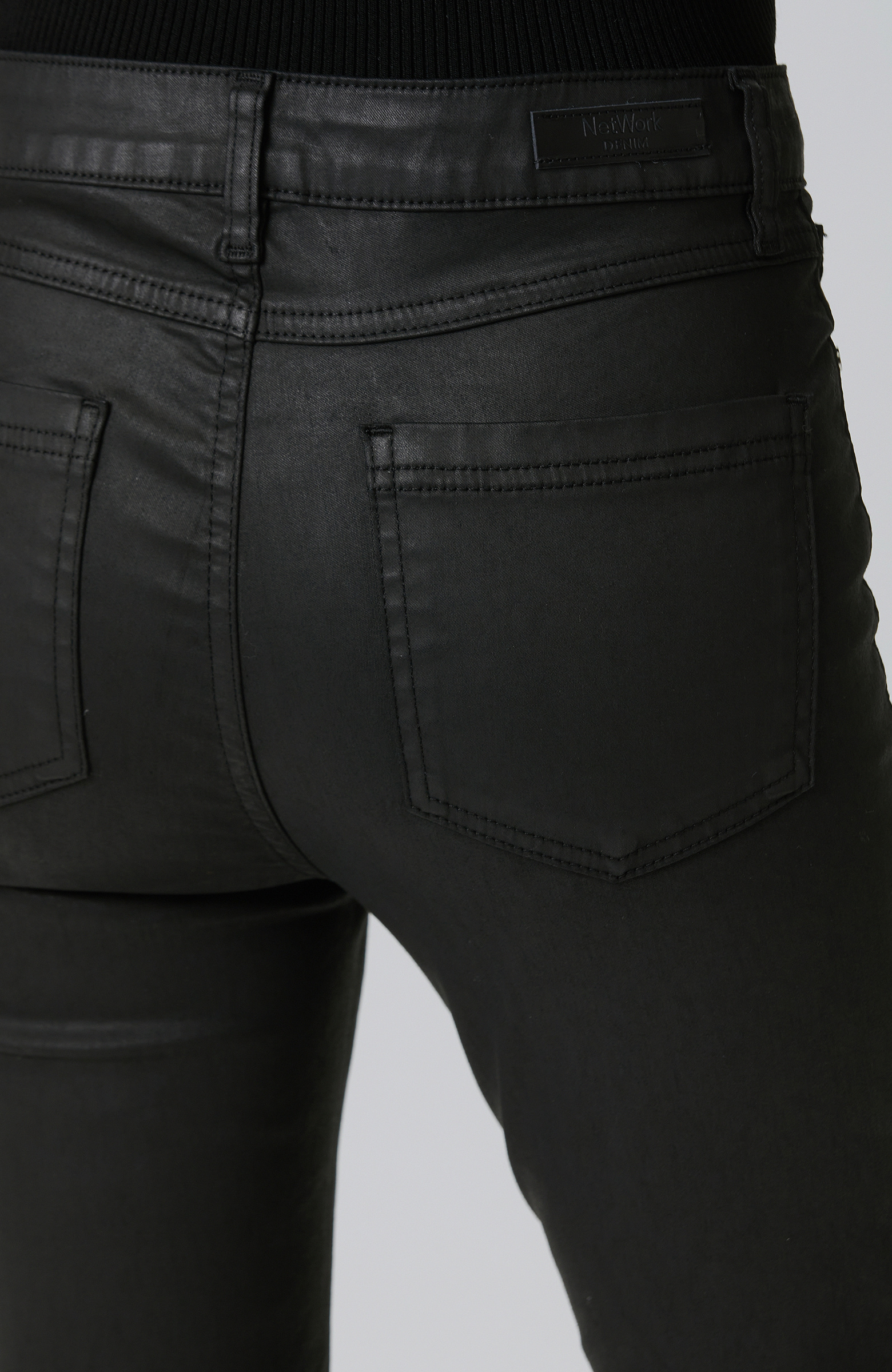 Siyah Kaplamalı Skinny Kalıp Denim Pantolon