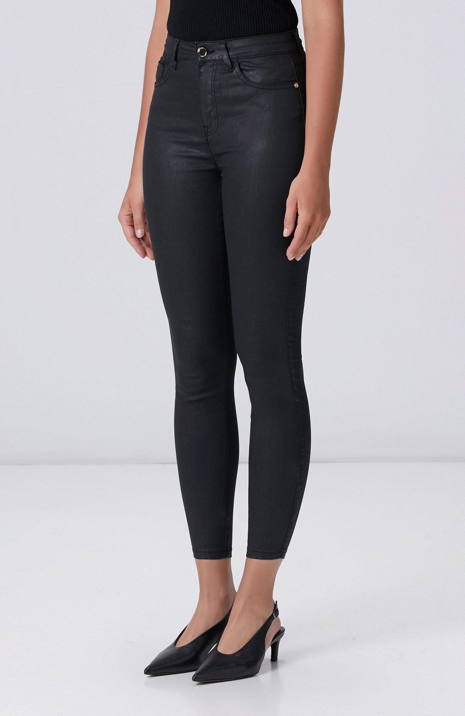 Siyah Kaplamalı Skinny Kalıp Denim Pantolon