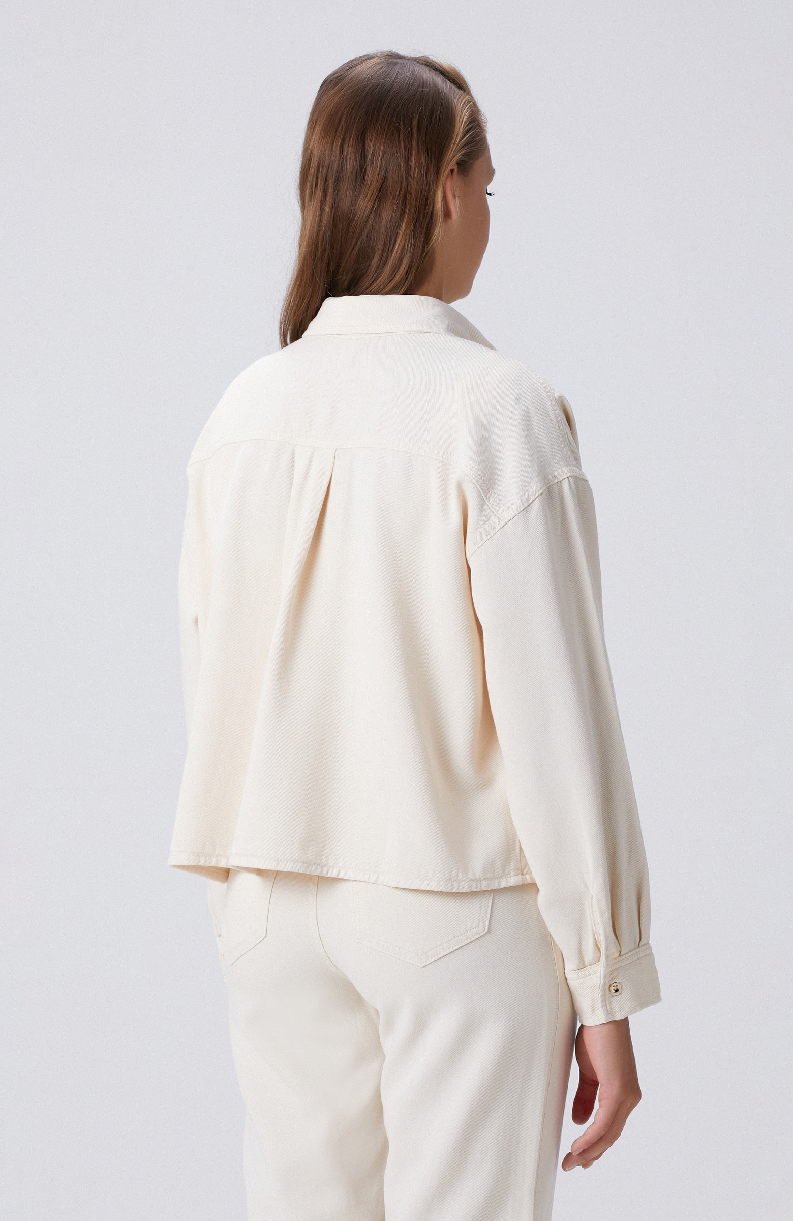 Kırık Beyaz Tencel Karışımlı Denim Gömlek