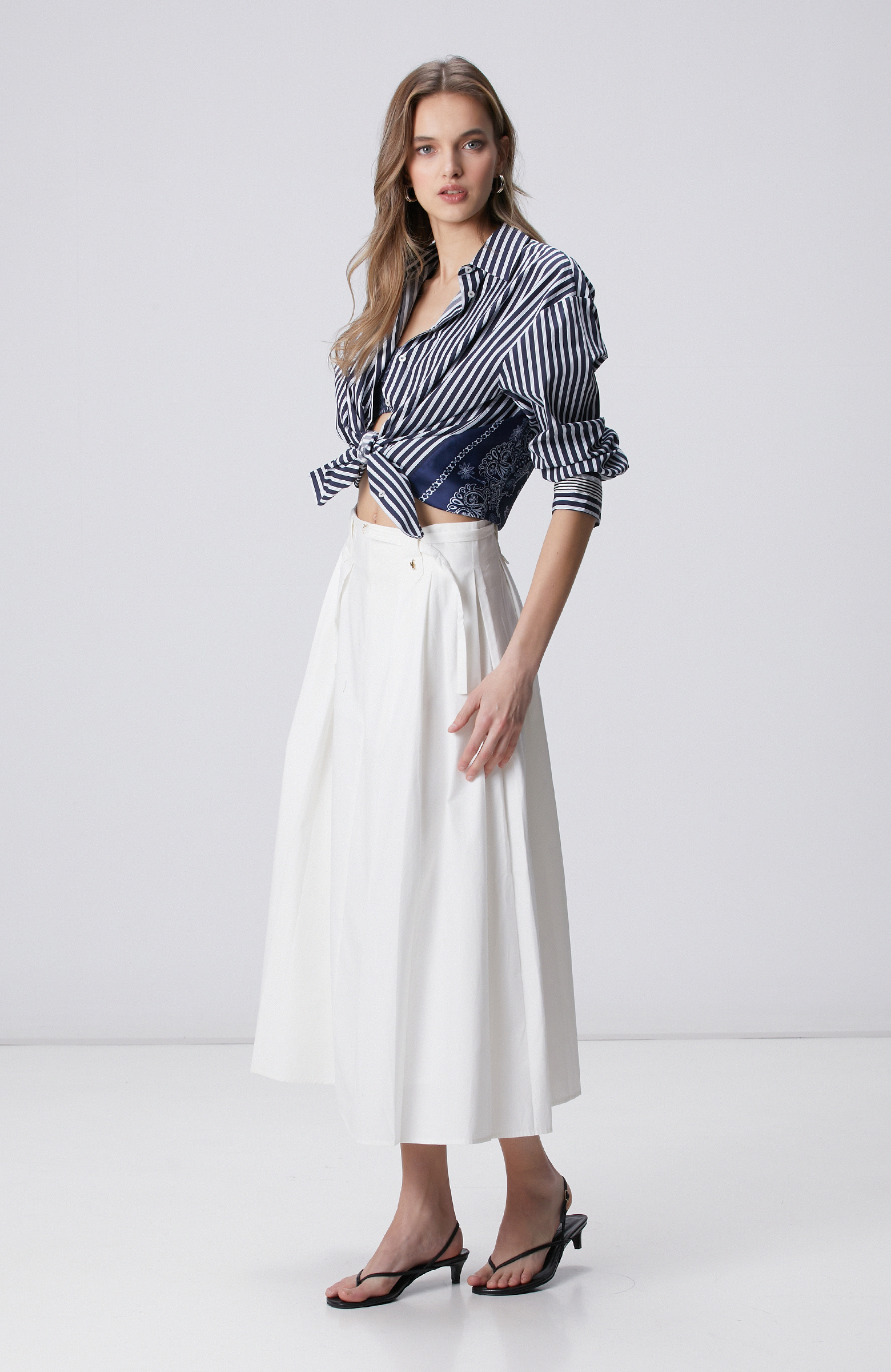 Beyaz Pilili Midi Poplin Etek