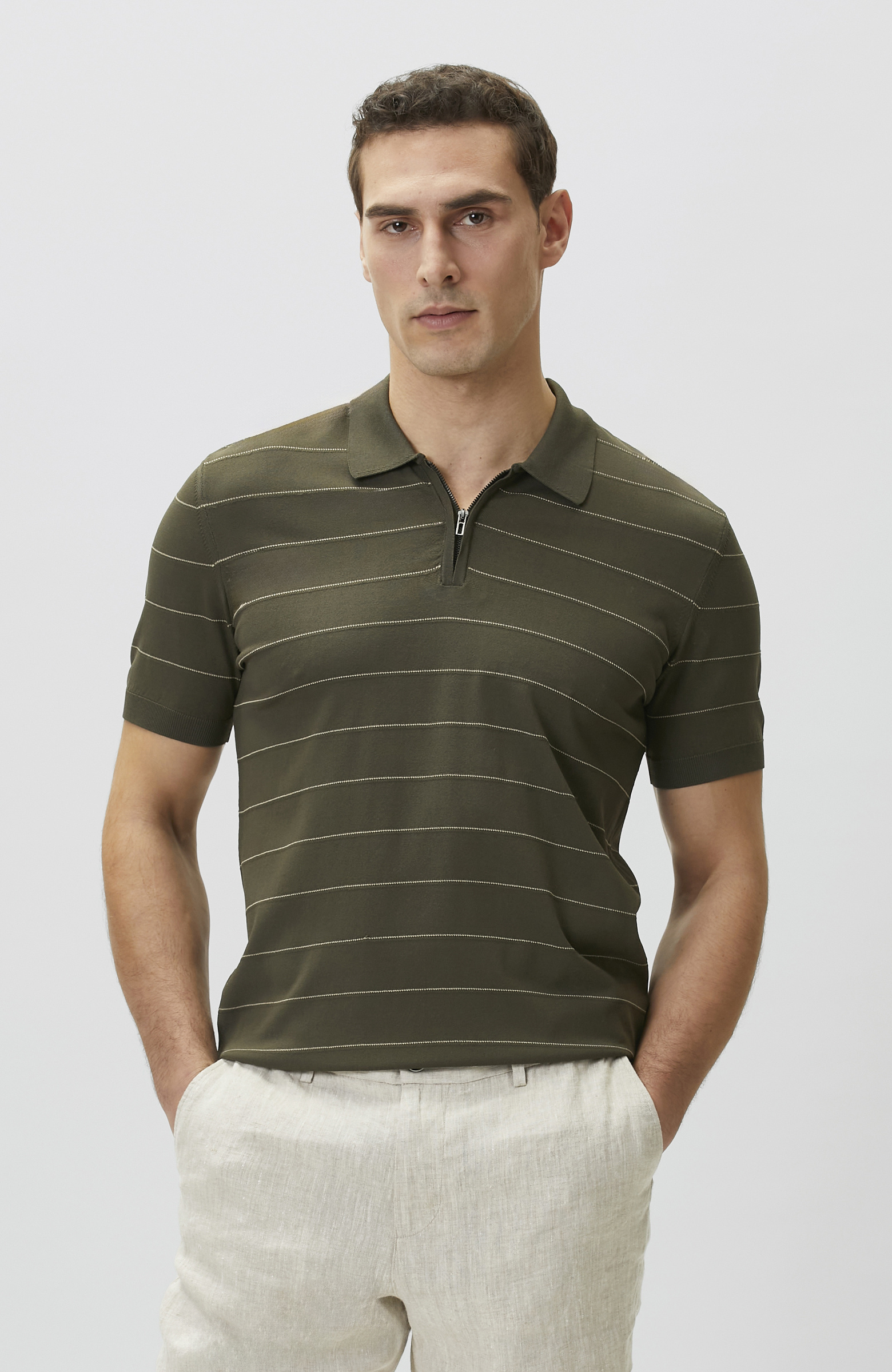 Haki Fermuarlı Polo Yaka Çizgili Kısa Kol Kazak