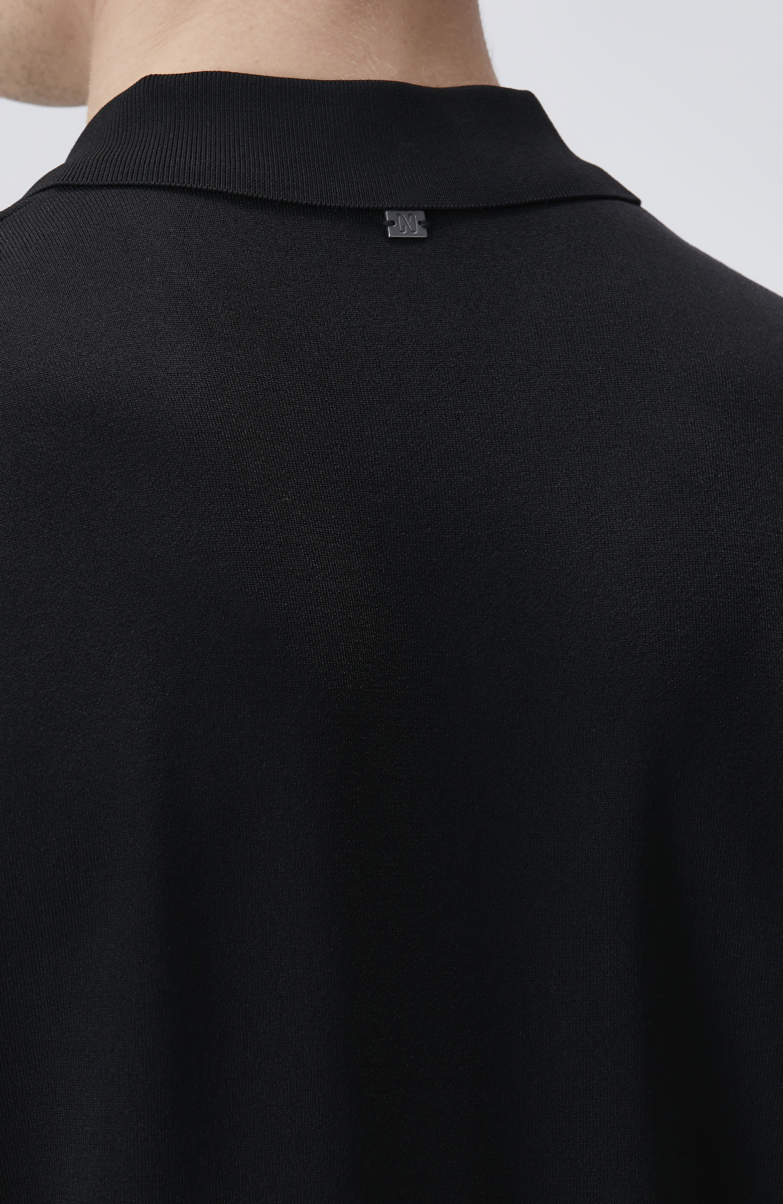 Siyah Polo Yaka Kısa Kol Rayon Kazak