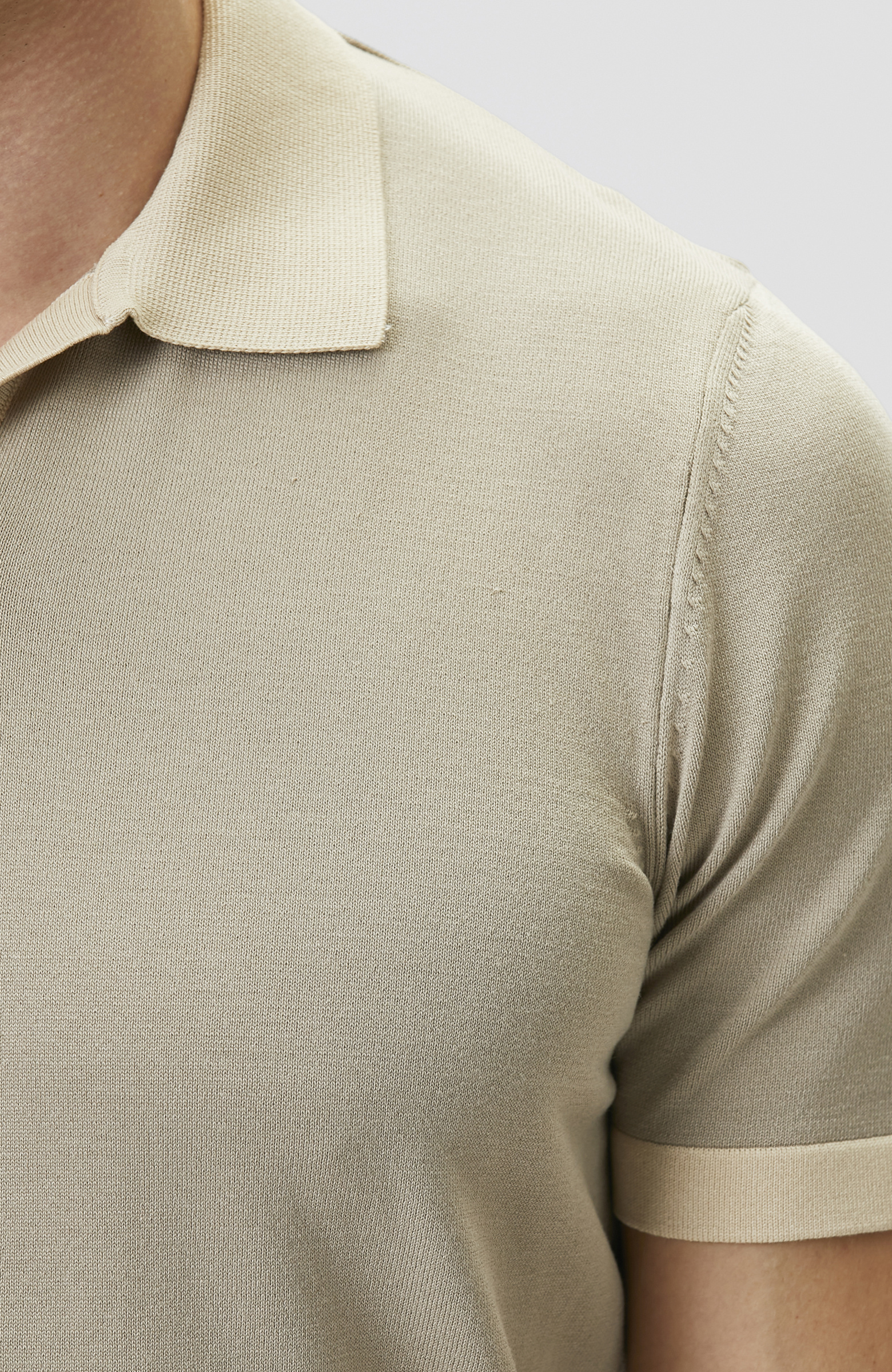 Vizon Apaş Yaka Kontrast Renk Detaylı Kazak