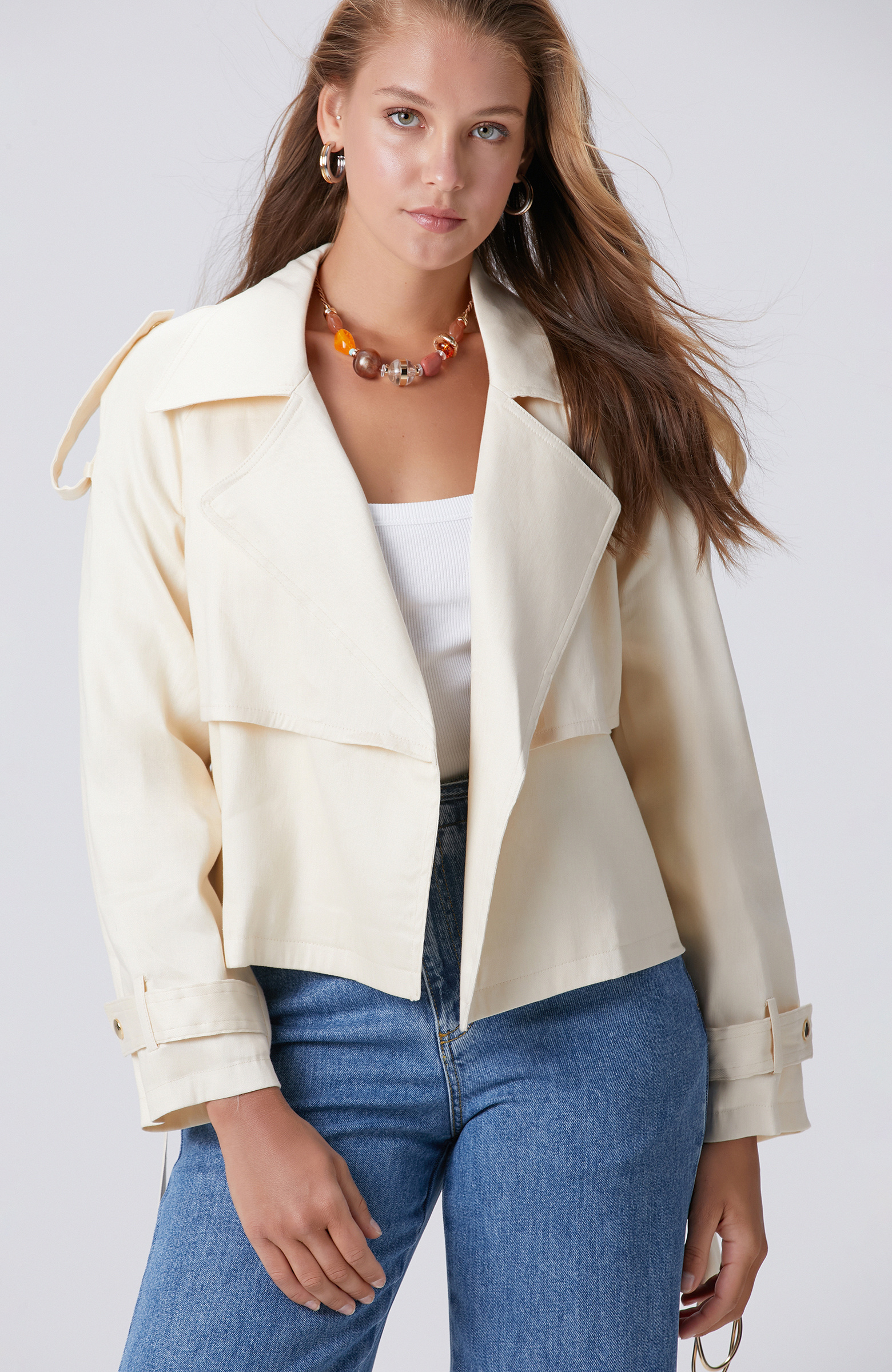 Şampanya Rüzgarlık Detaylı Mont