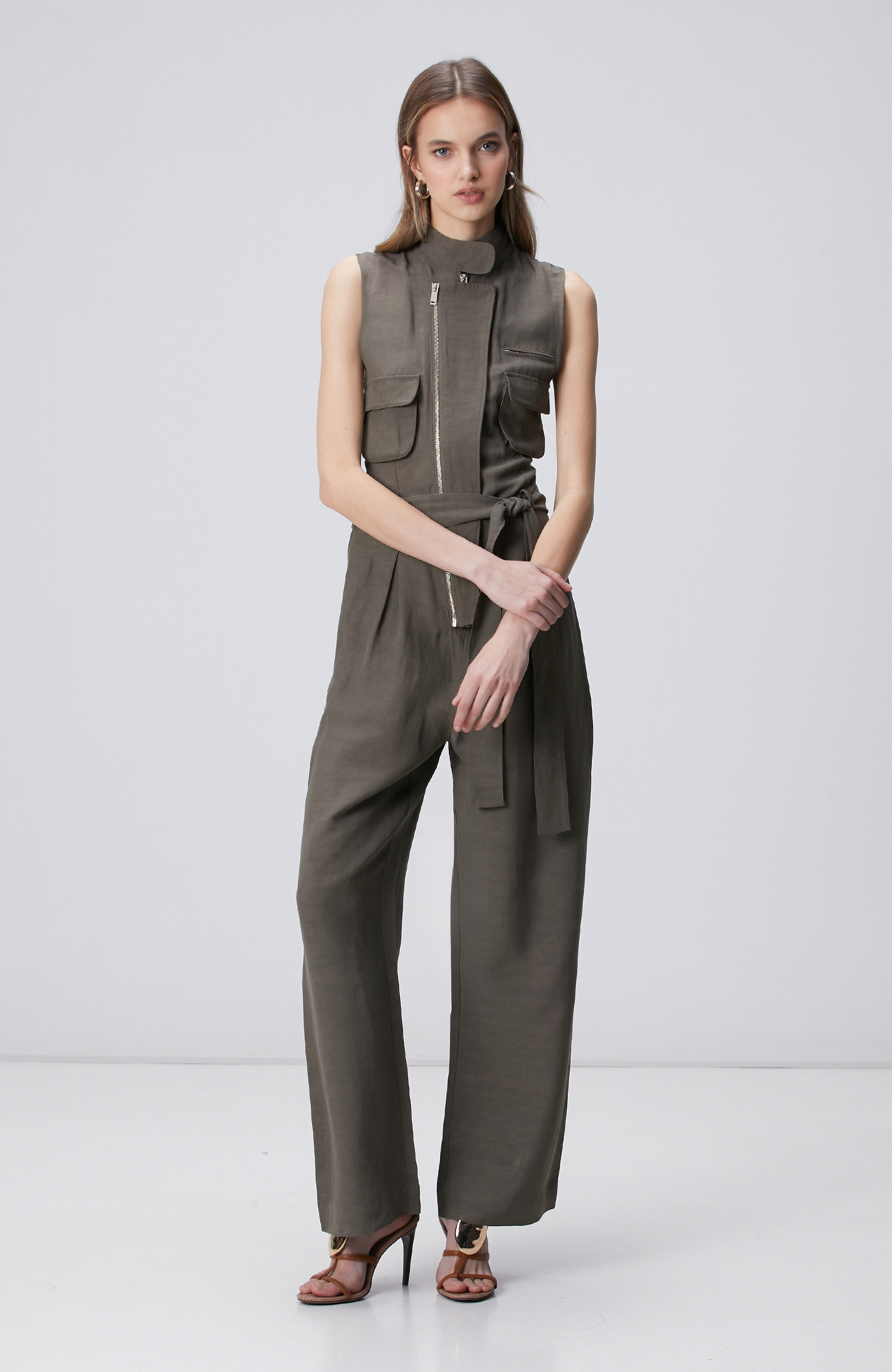 Haki Dik Yaka Kolsuz Keten Karışımlı Tulum