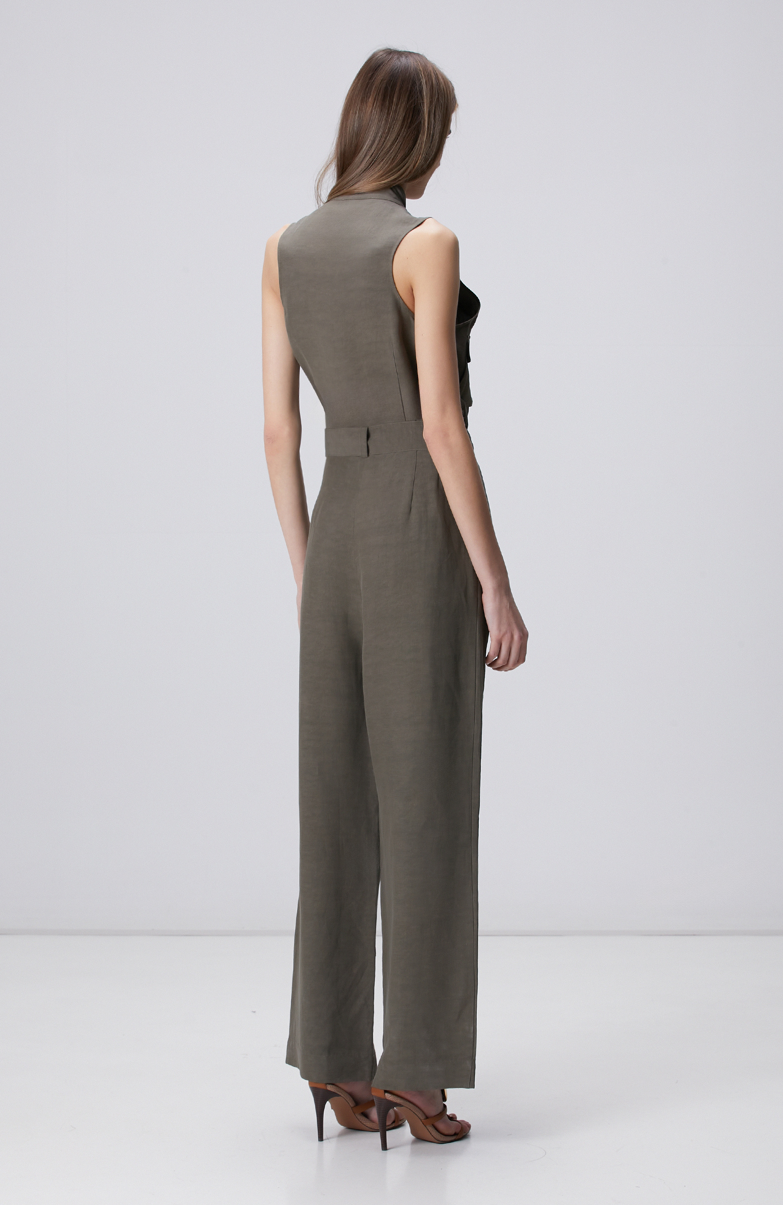 Haki Dik Yaka Kolsuz Keten Karışımlı Tulum