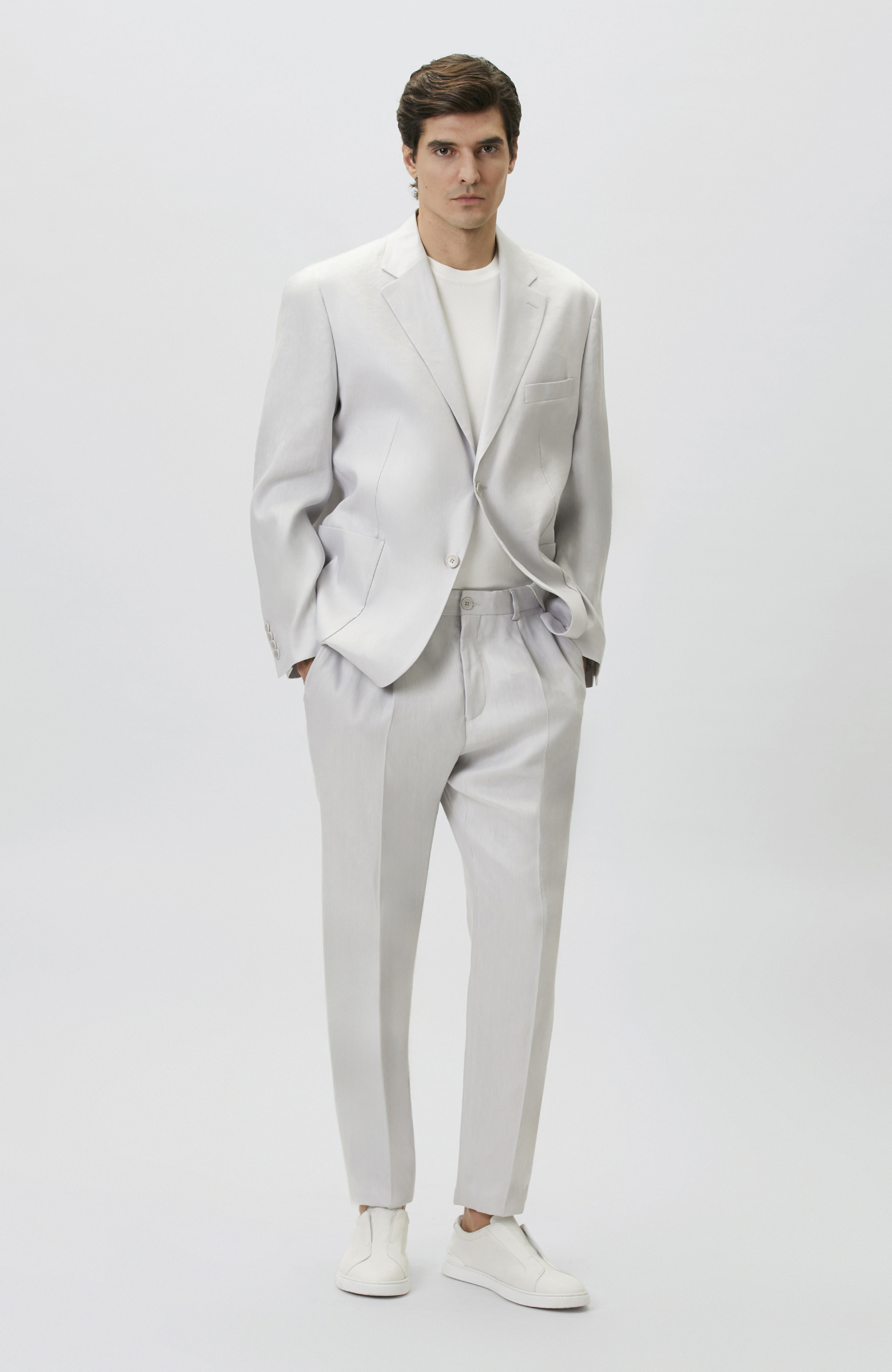 Gri Keten Karışımlı Pileli Takım Elbise