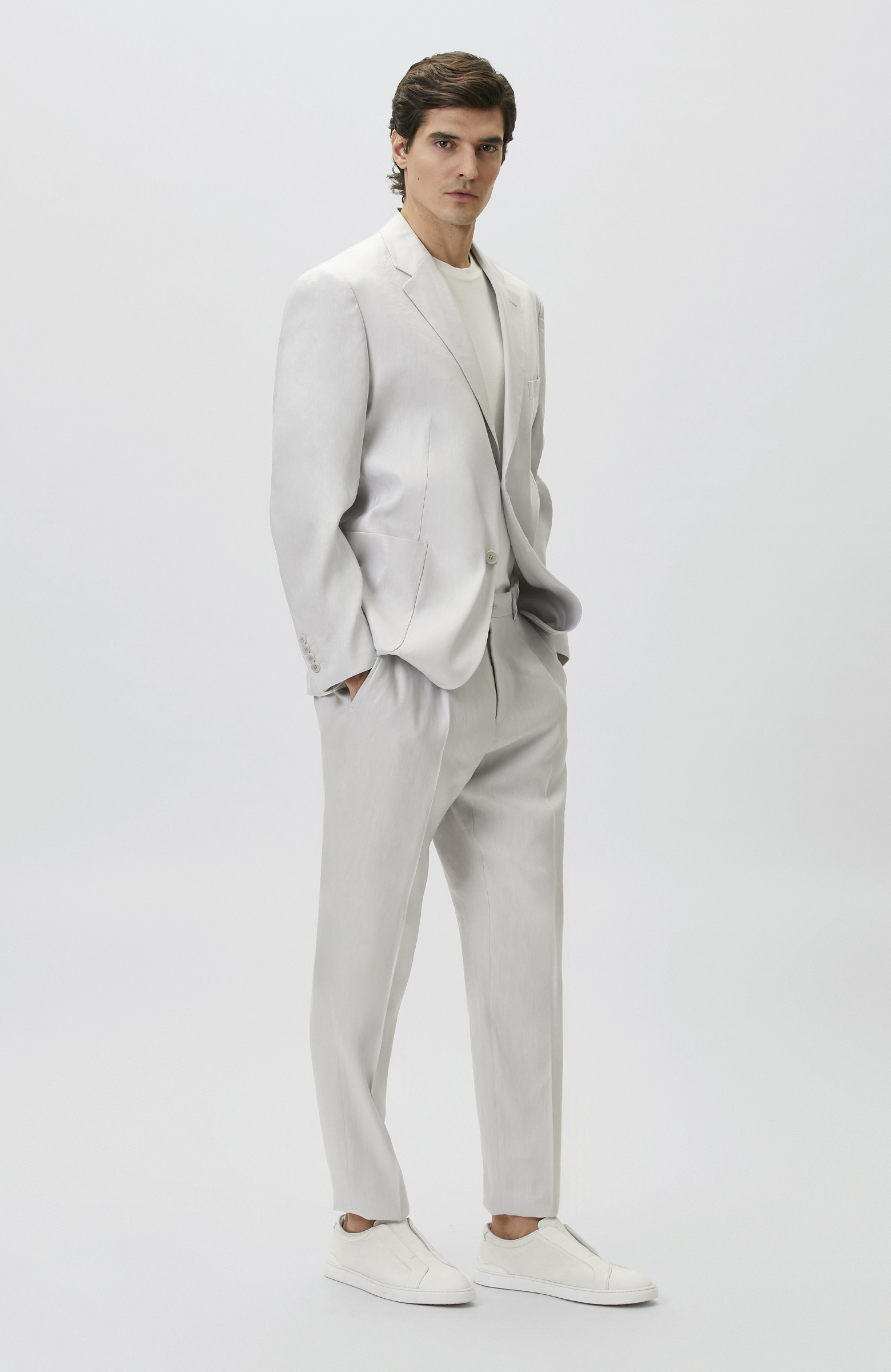 Gri Keten Karışımlı Pileli Takım Elbise