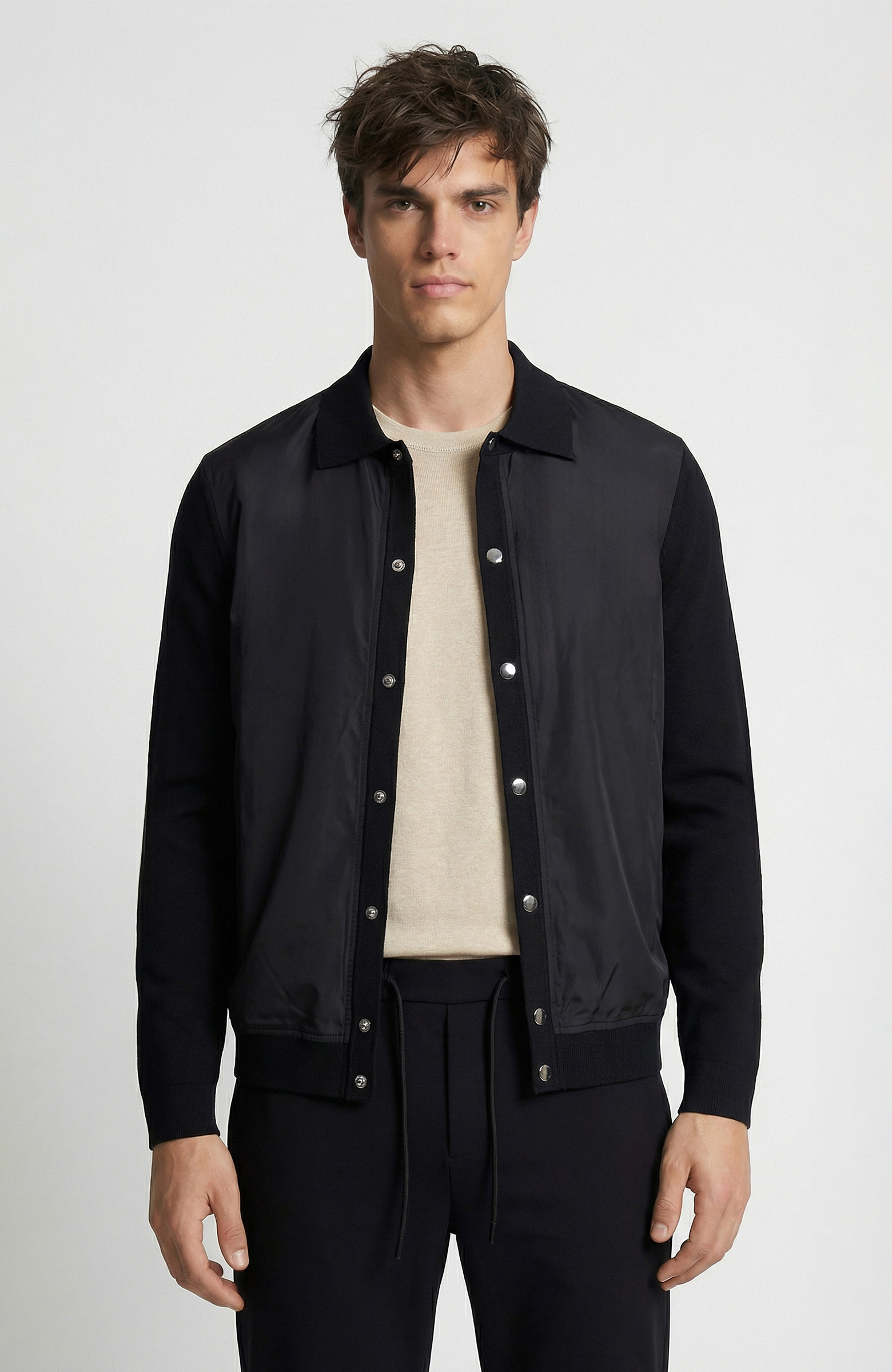 N-Tech Siyah Çıtçıtlı Triko Hırka