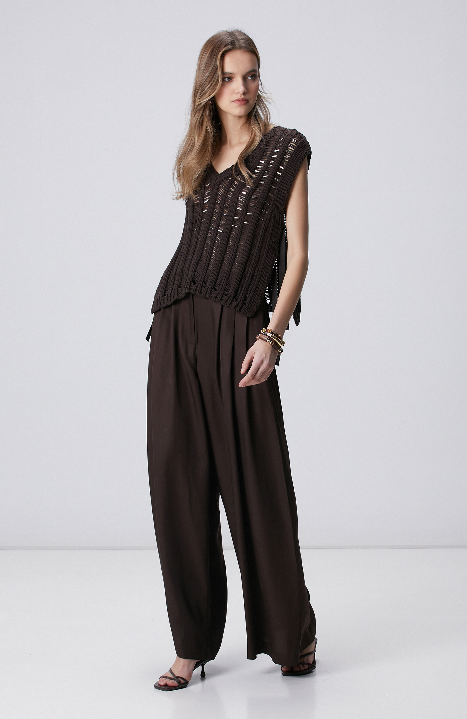 Limited Acı Kahve Taş Detaylı Triko