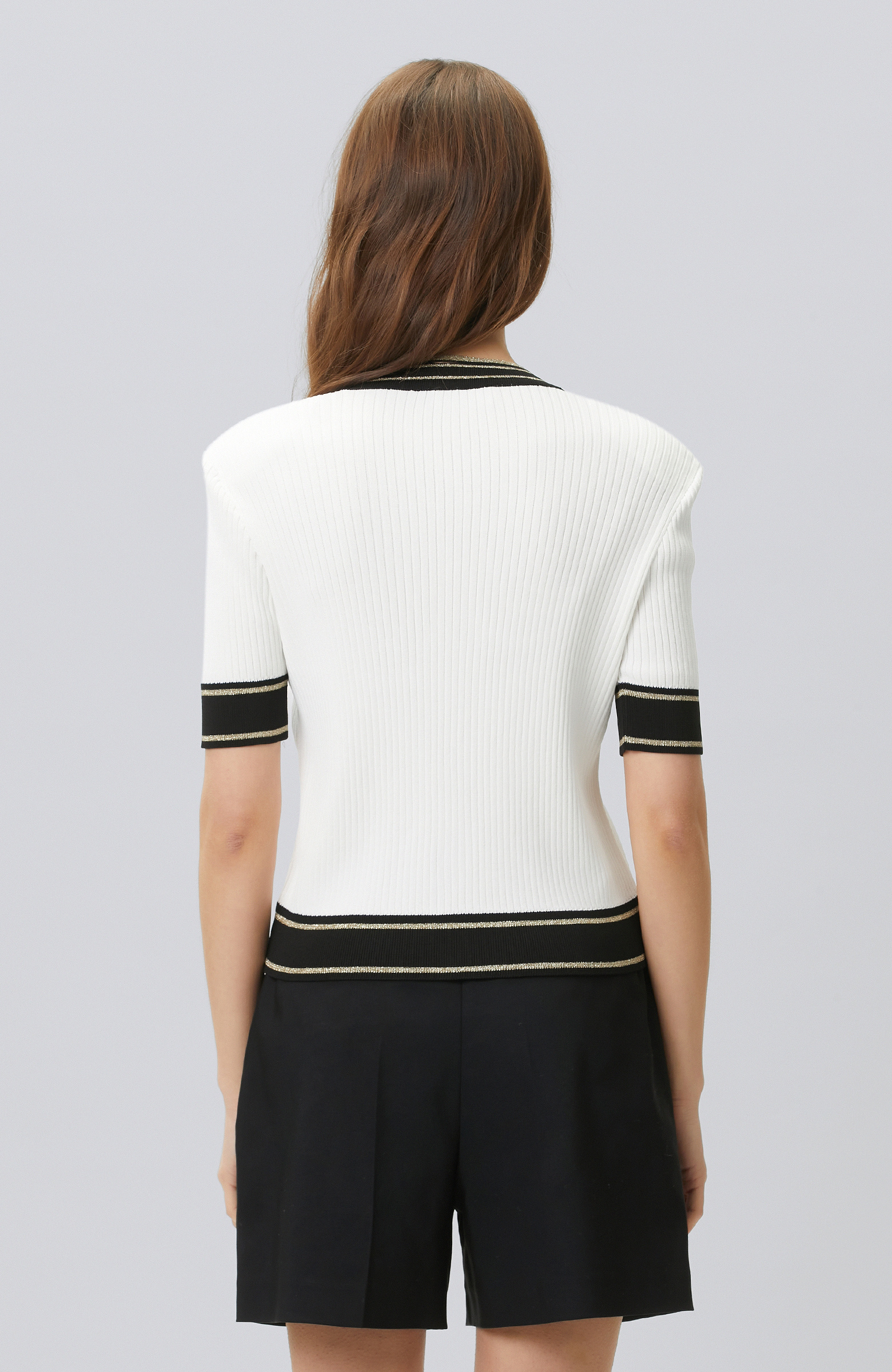 Siyah Kırık Beyaz V Yaka Vatkalı Triko Ceket