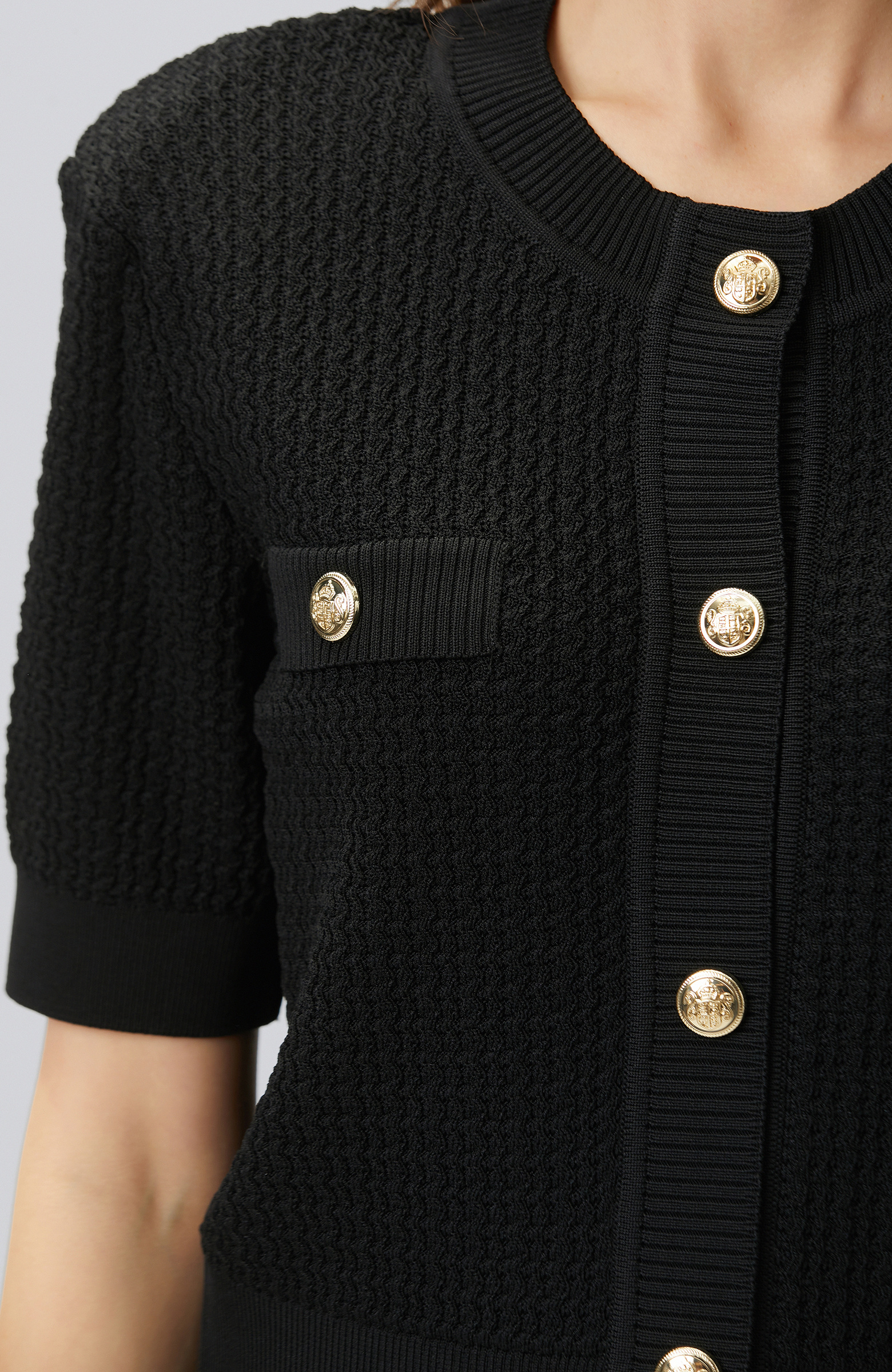 Siyah Kısa Kol Düğme Detaylı Triko Ceket