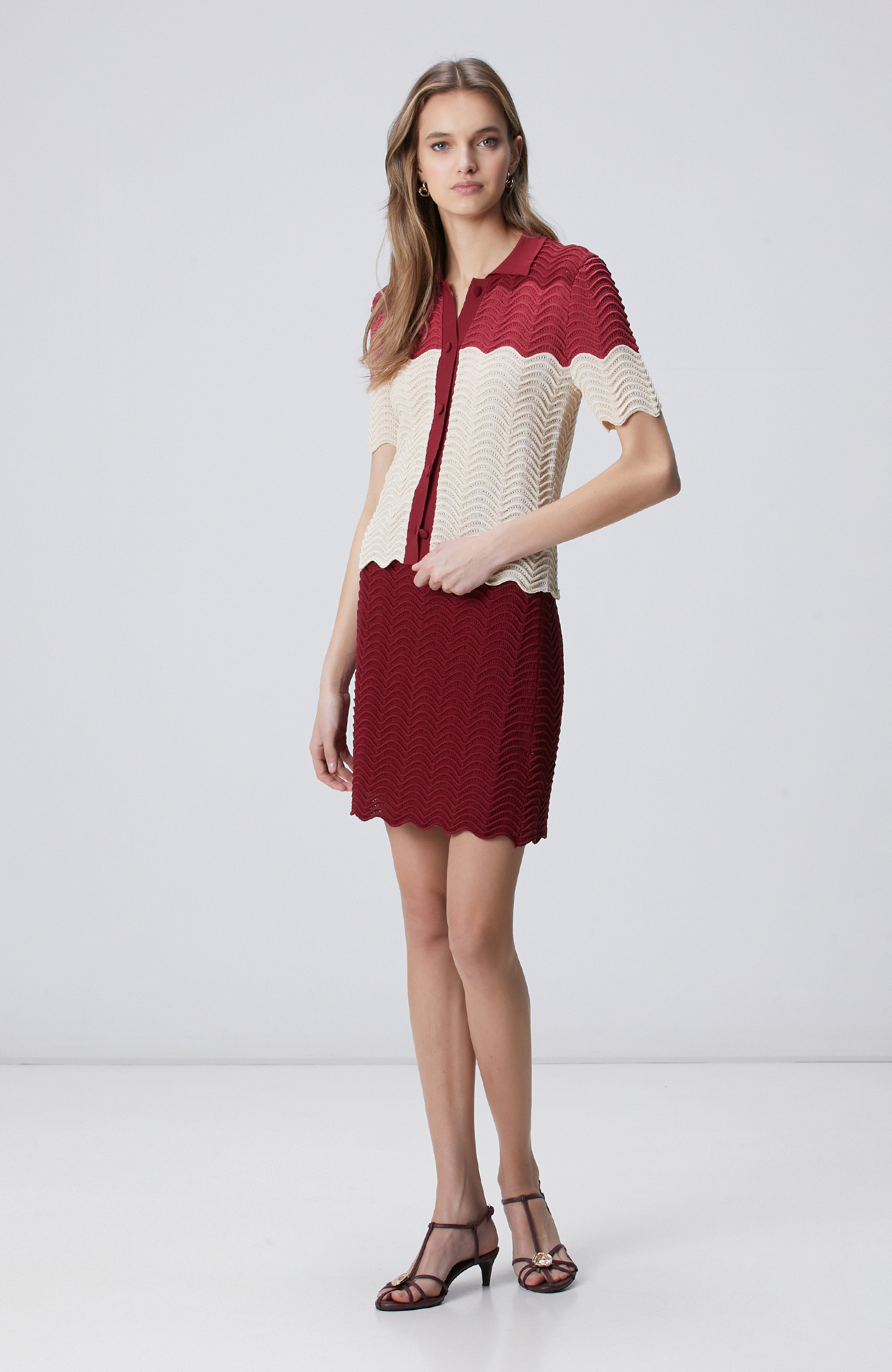 Vişne Örgü Detaylı Hırka