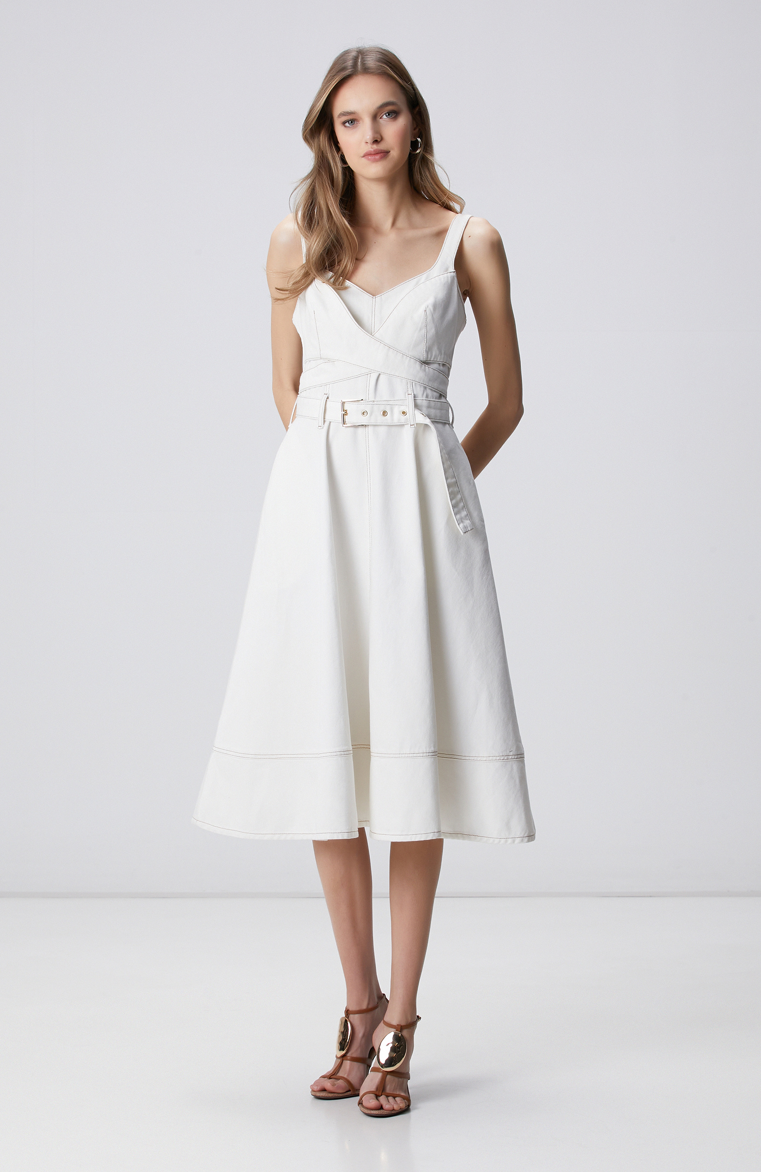 Kırık Beyaz Dikiş Detaylı Midi Denim Elbise