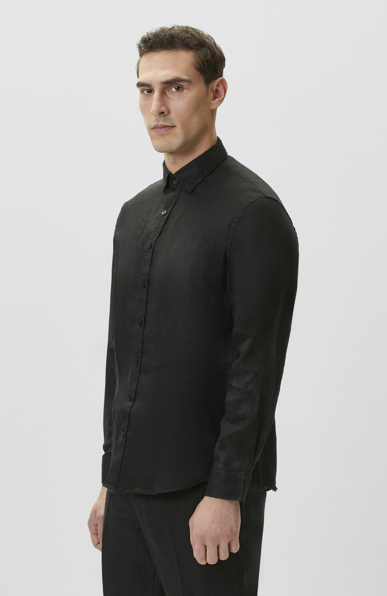 Comfort Fit Siyah Keten Gömlek