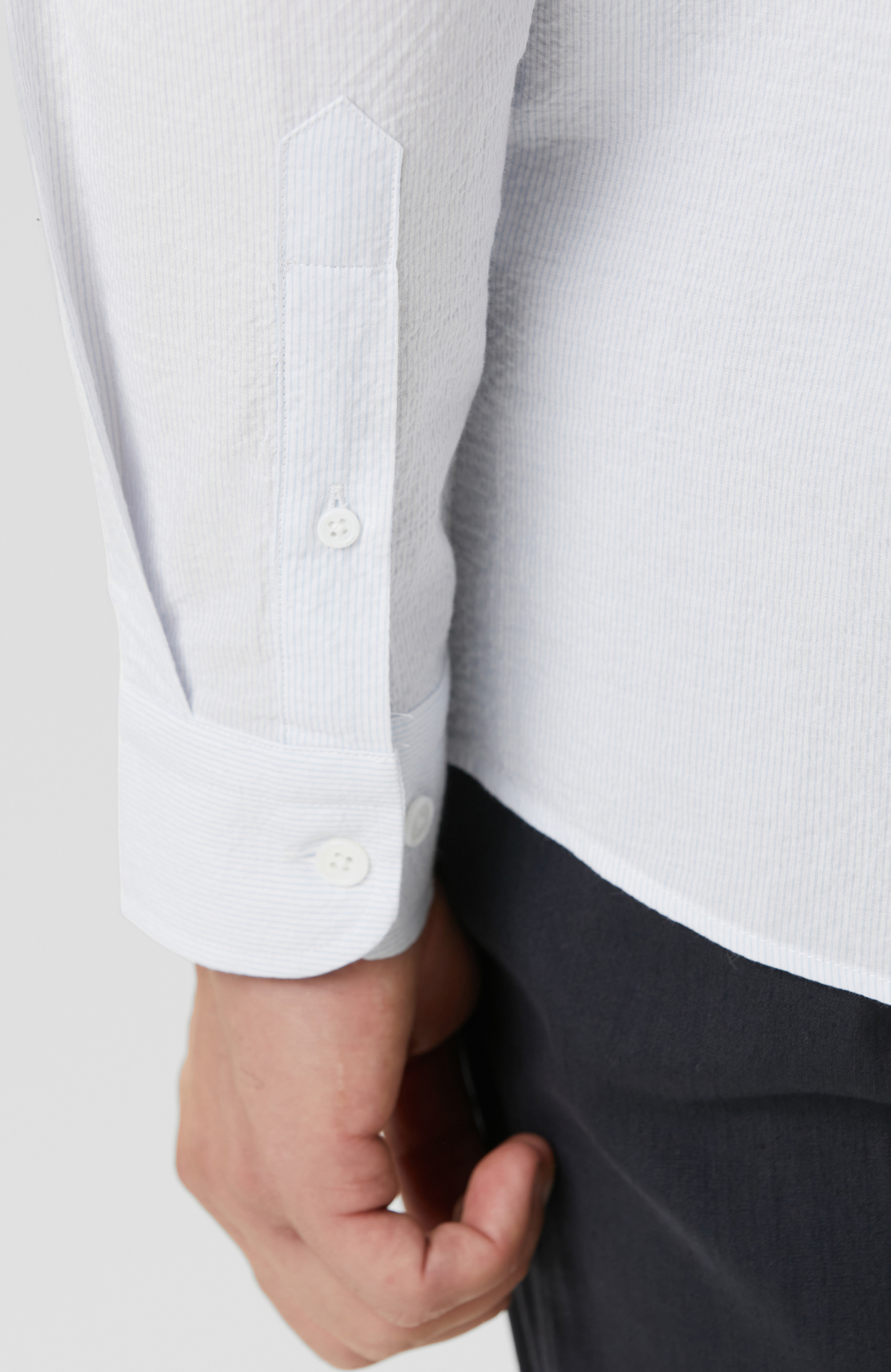 Mavi Beyaz Çizgili Gofreli Comfort Gömlek