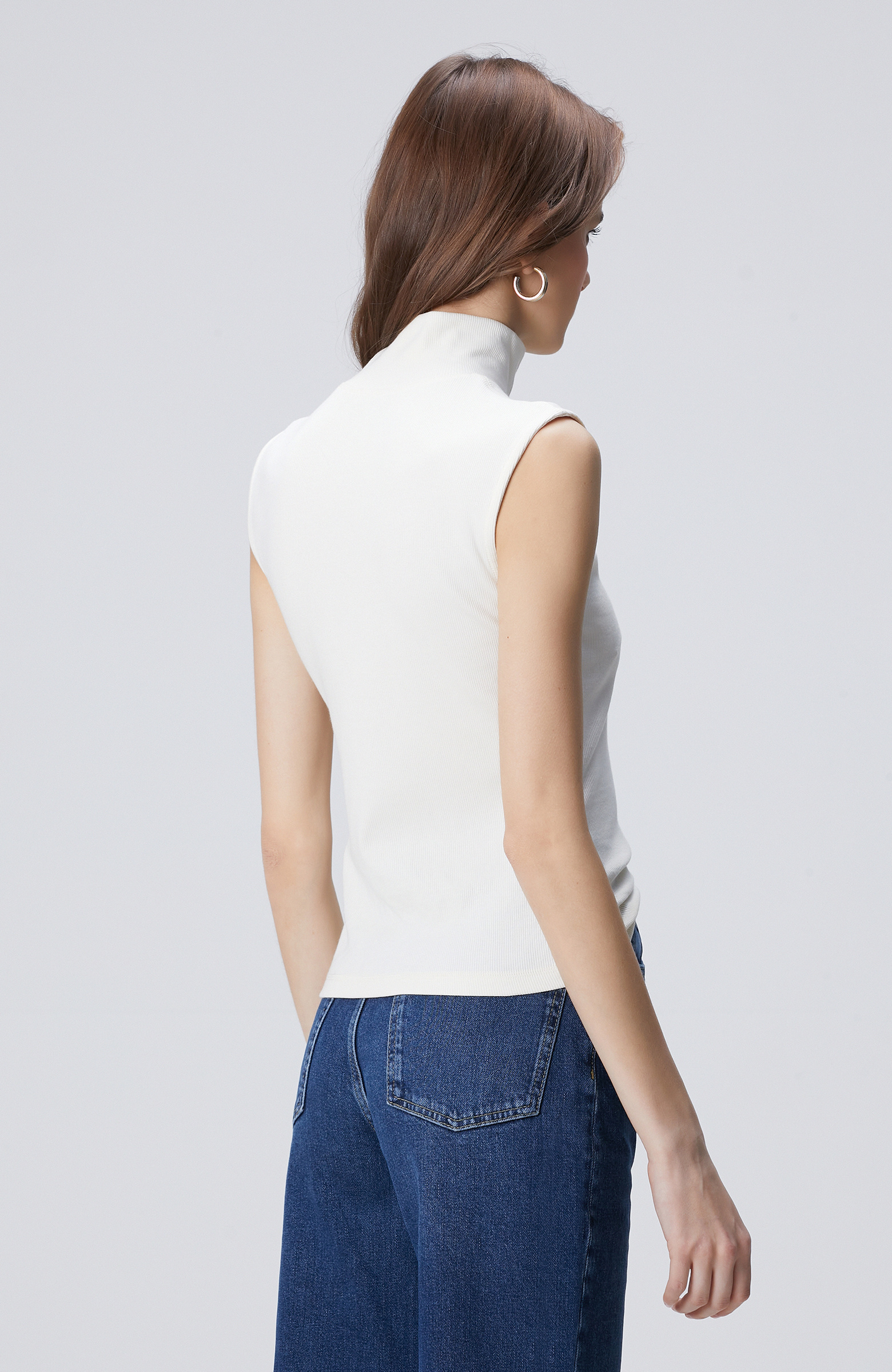 Kırık Beyaz Dokuma Garni Detaylı Modal Mix T-shirt