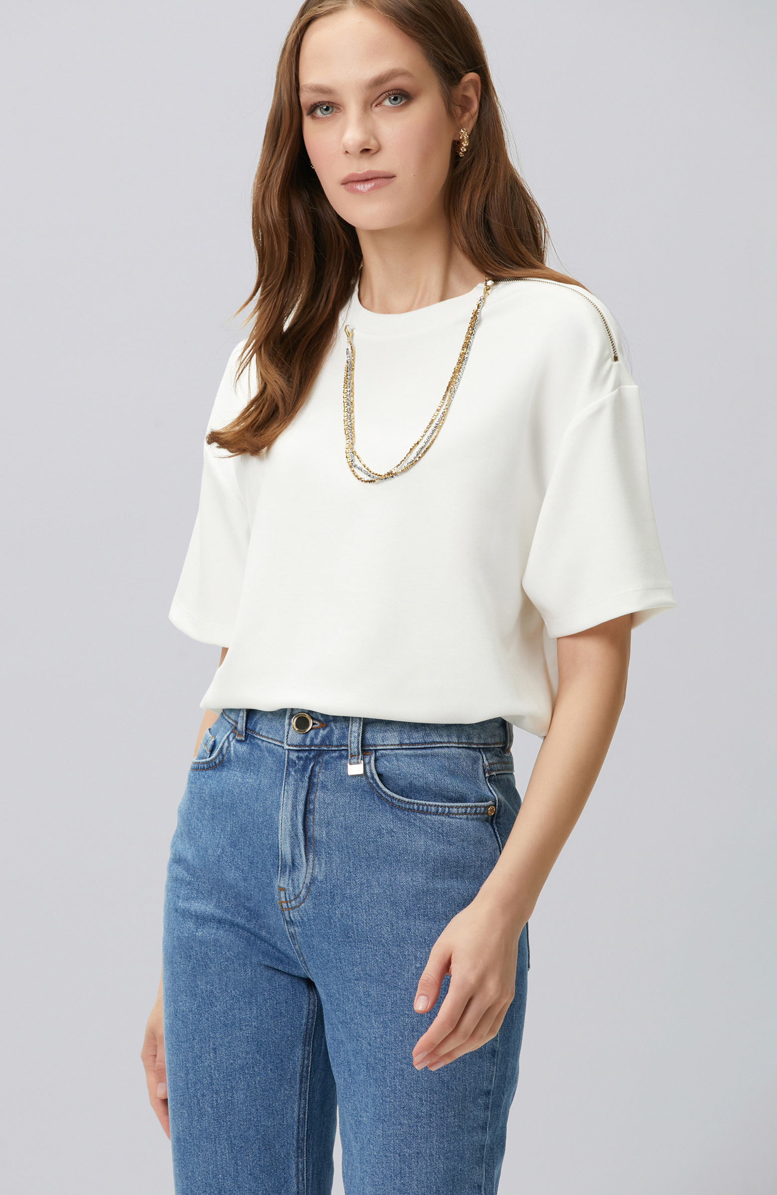 Off White Collar Chain Detailed T-shirt