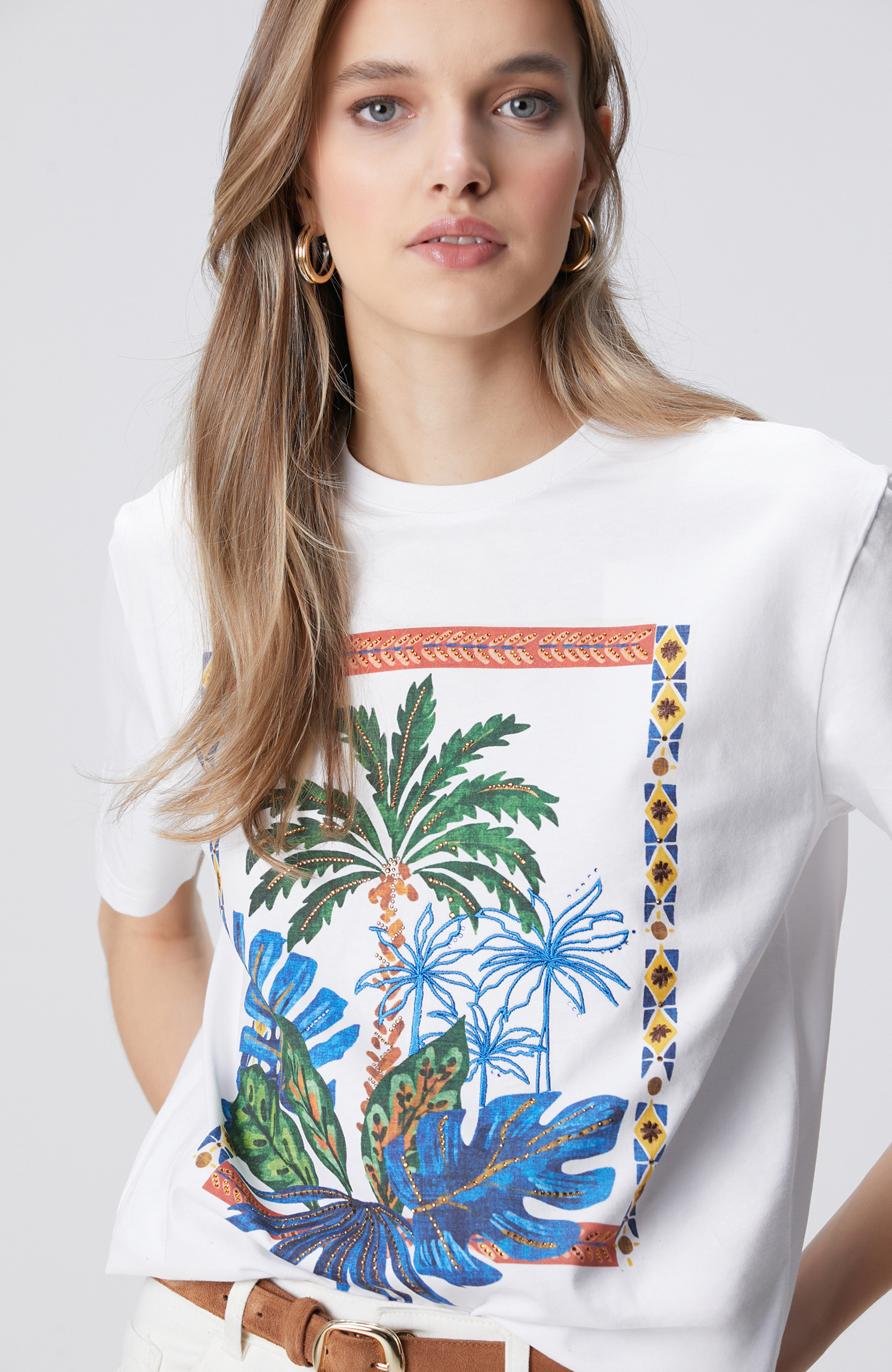 Kırık Beyaz Ön ve Arka Beden Baskılı T-shirt