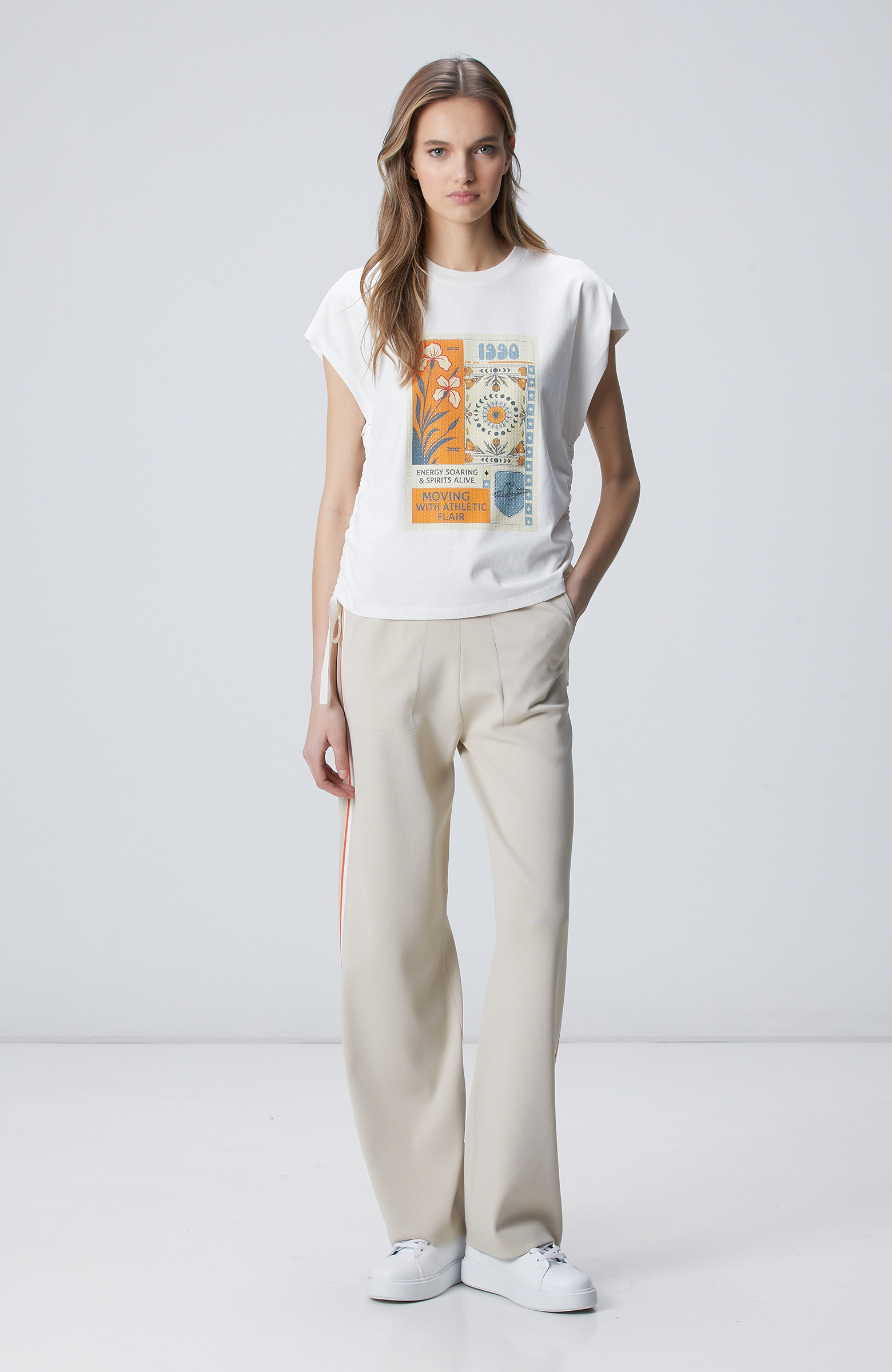 Kırık Beyaz N-Tech Baskılı T-shirt