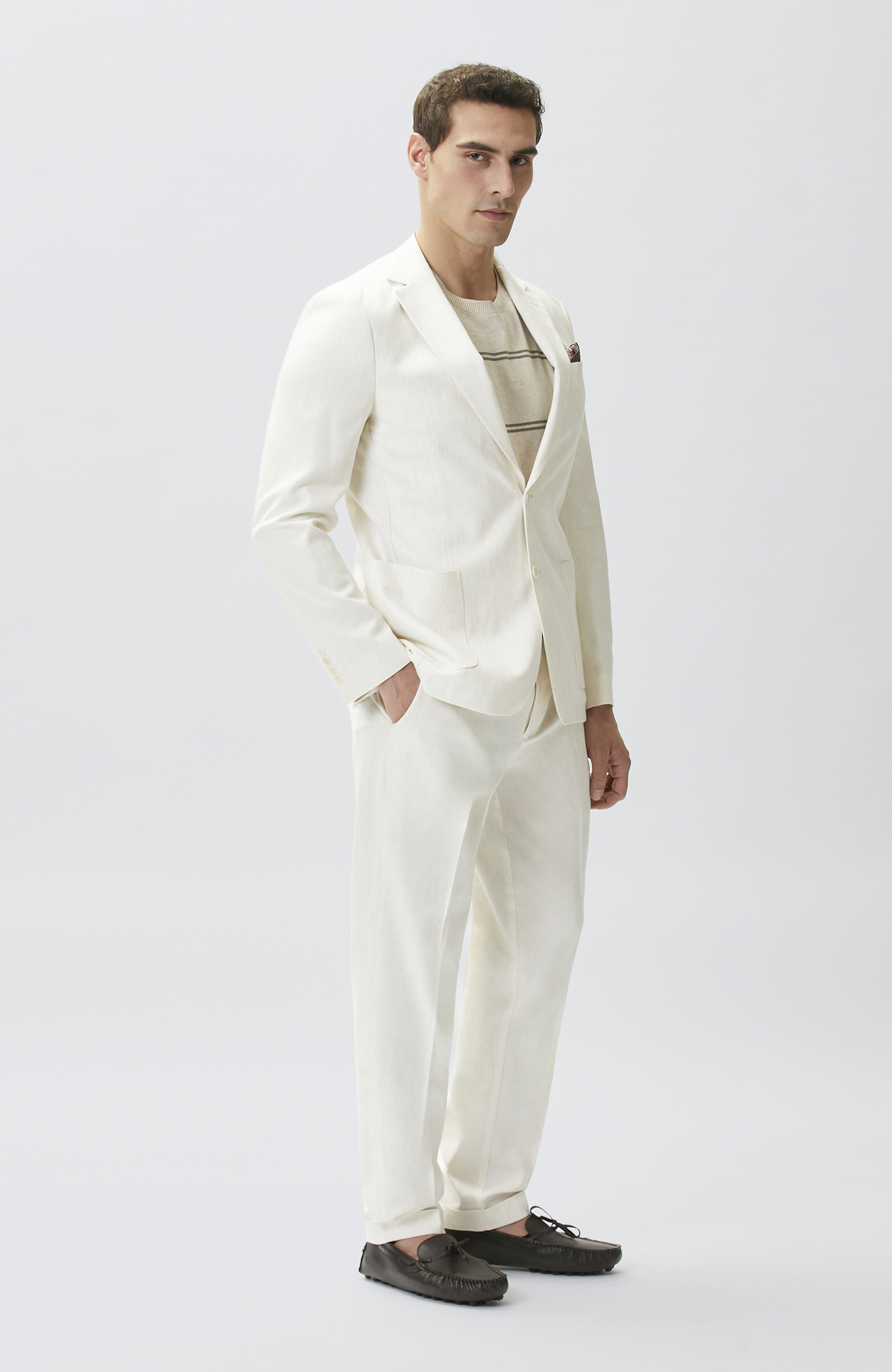 SUIT