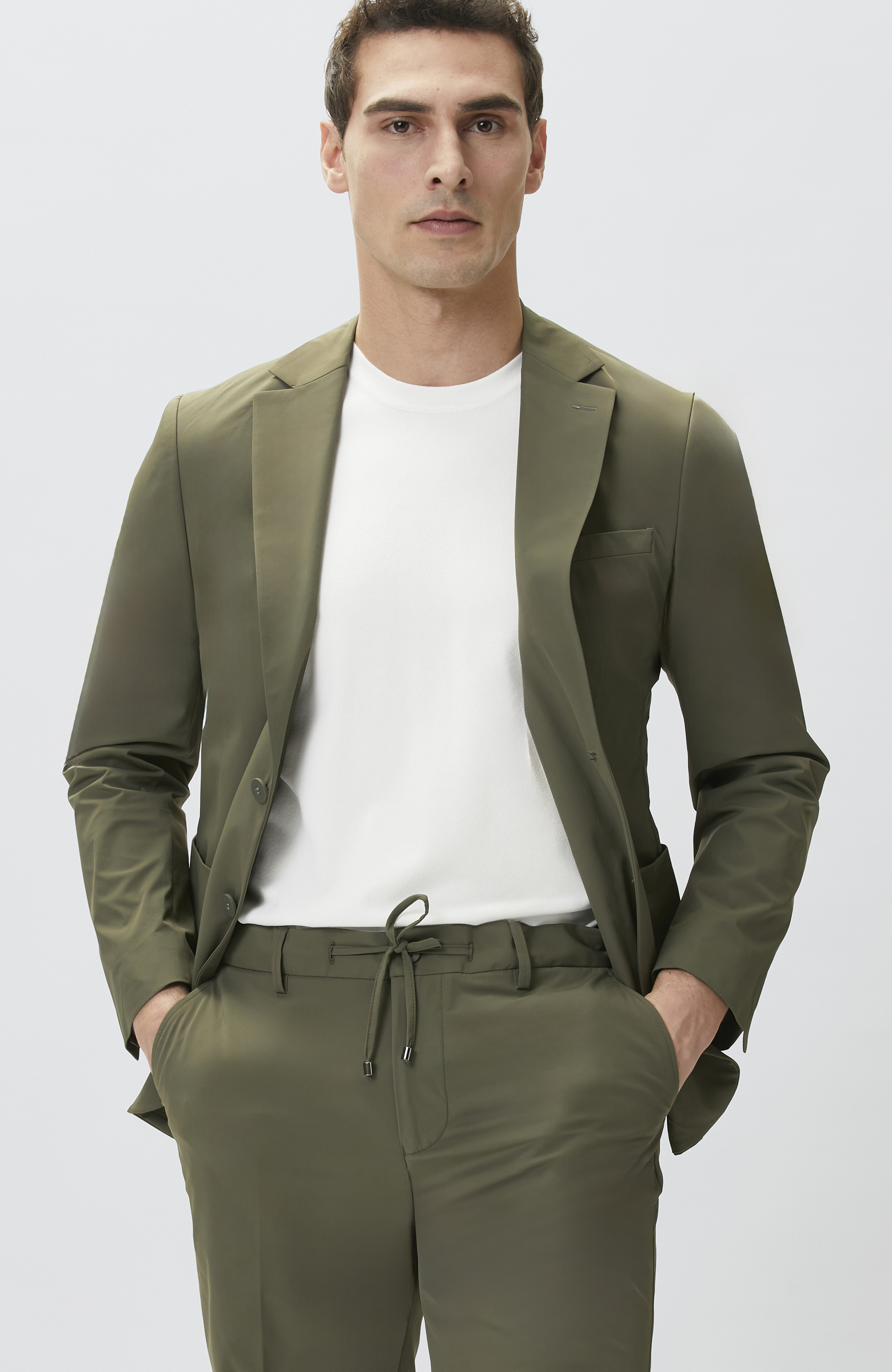 SUIT