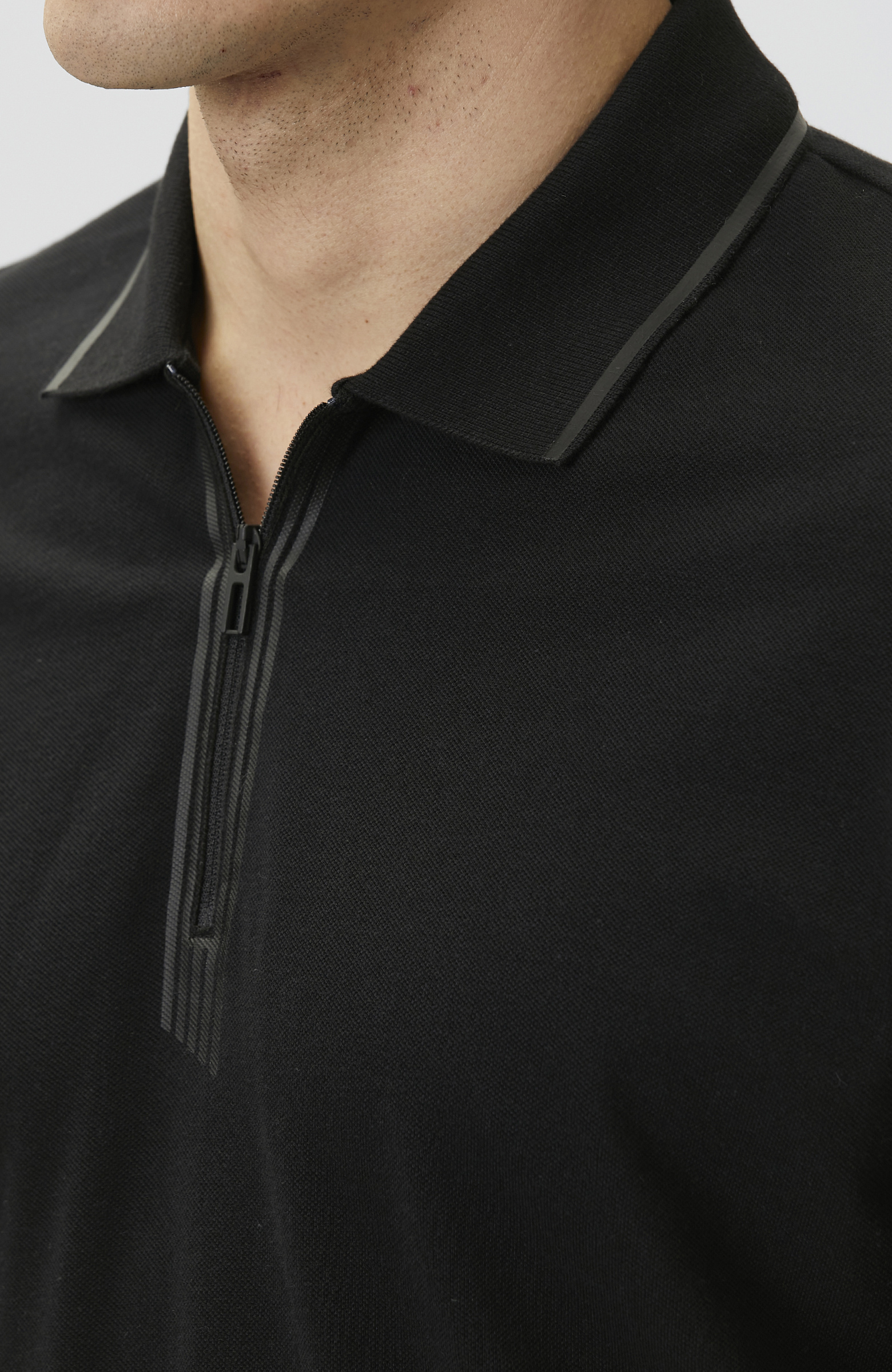 N-Tech Black Zippered T-shirt