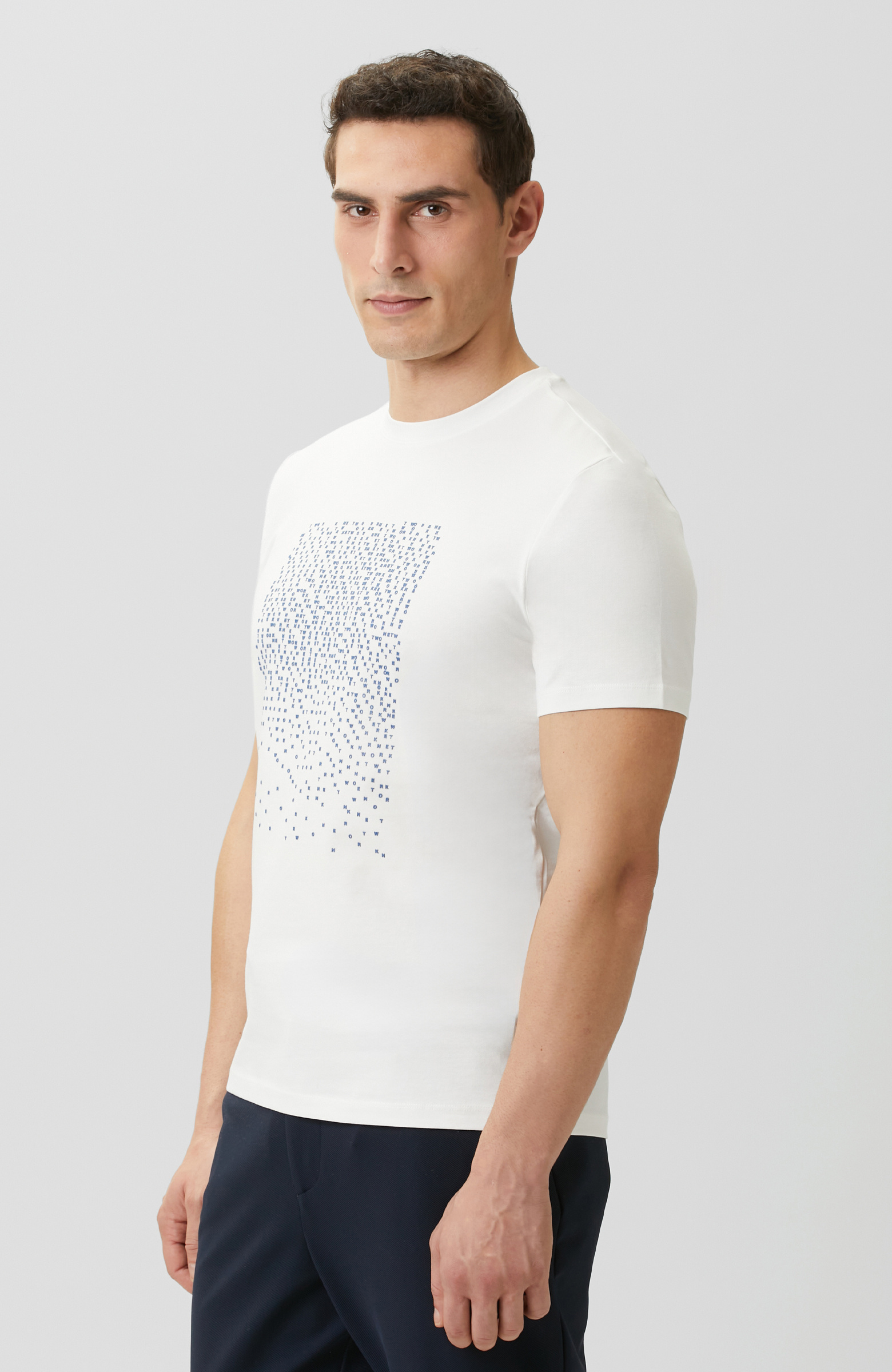 N-Tech Beyaz Network Mini Harf Baskılı T-shirt