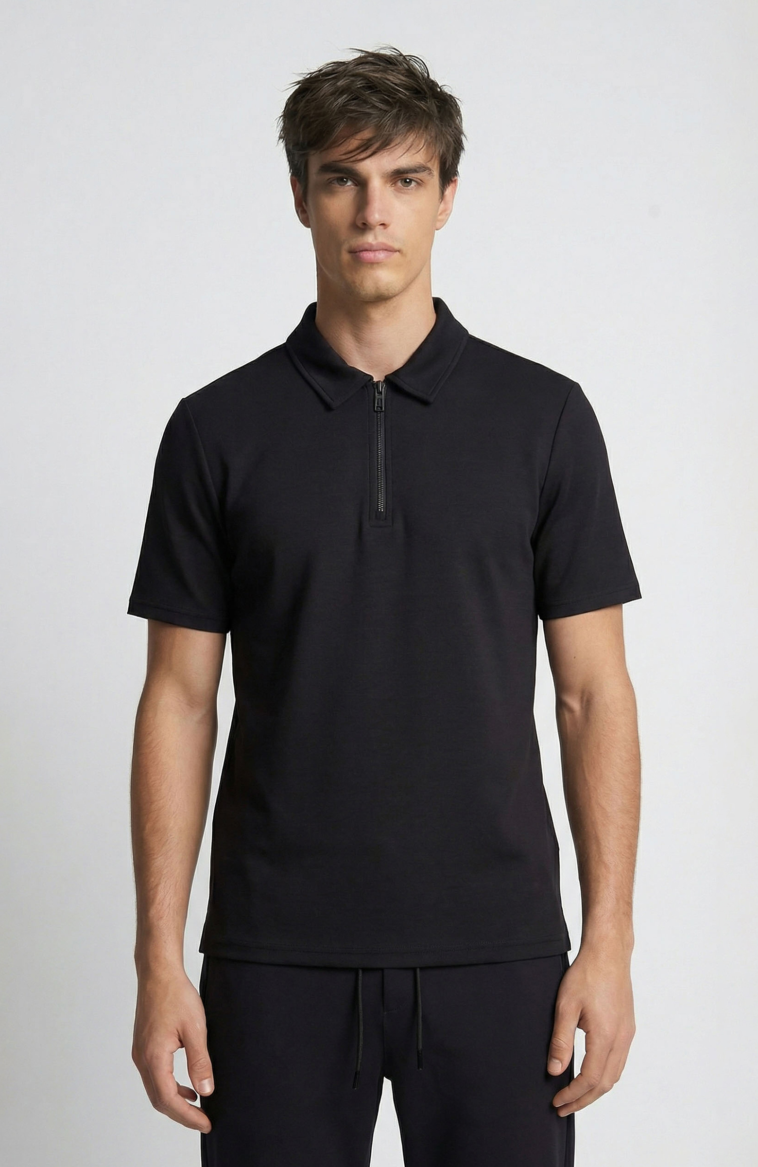 Siyah Polo Yaka Fermuarlı Sweatshirt