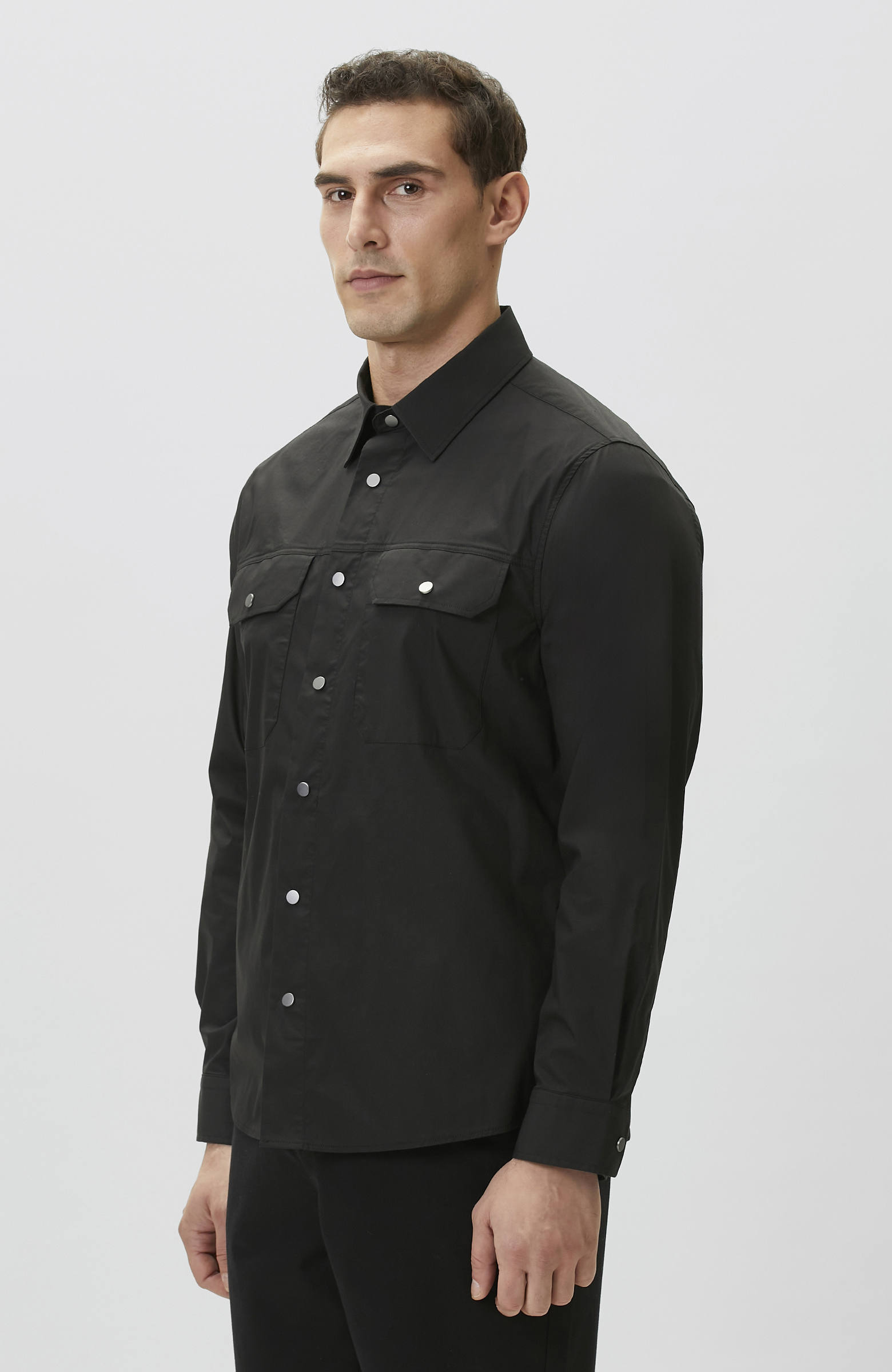 Siyah Çıtçıtlı Dış Gömlek