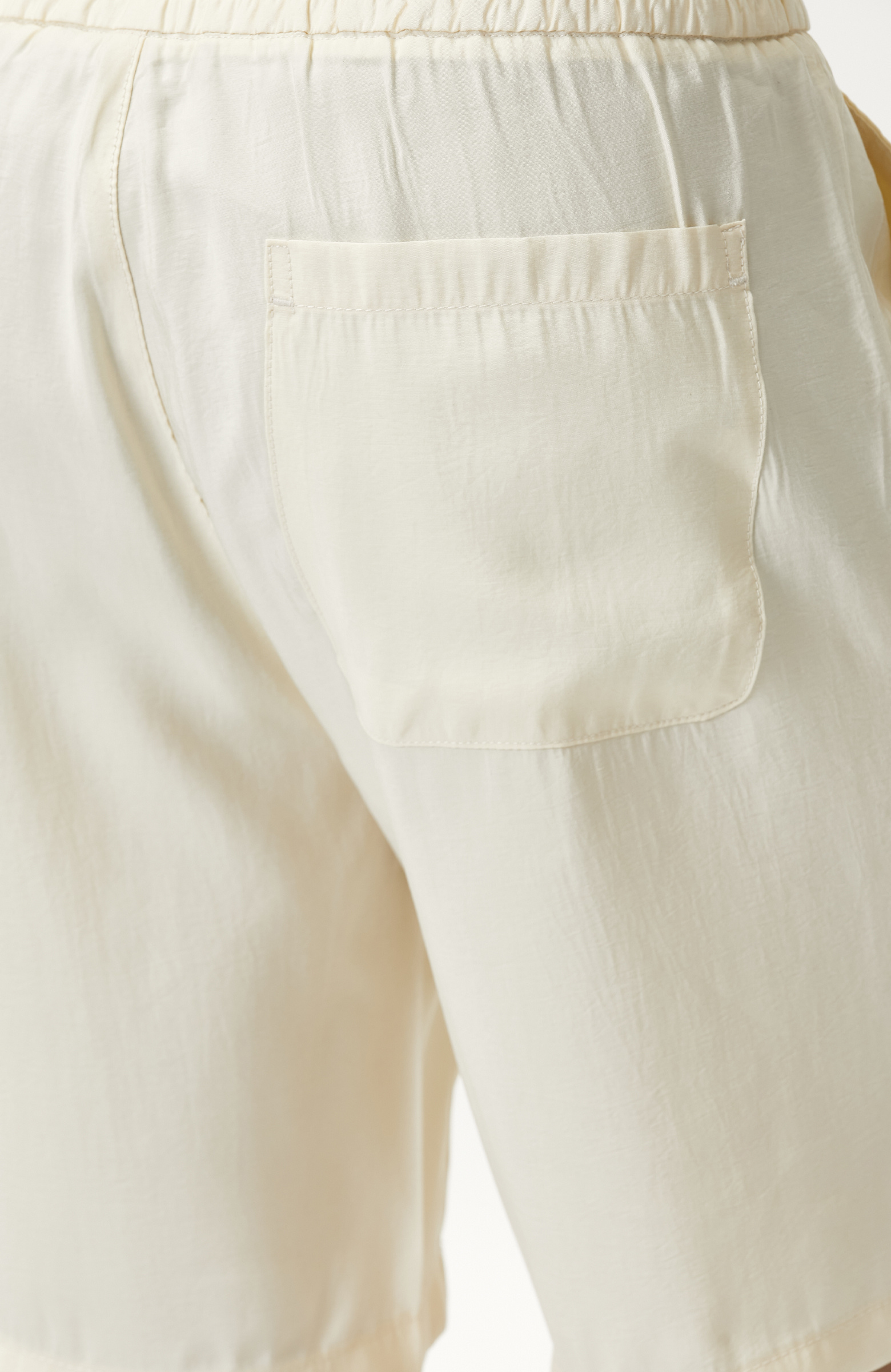 Bej Slim Fit Modal Şort
