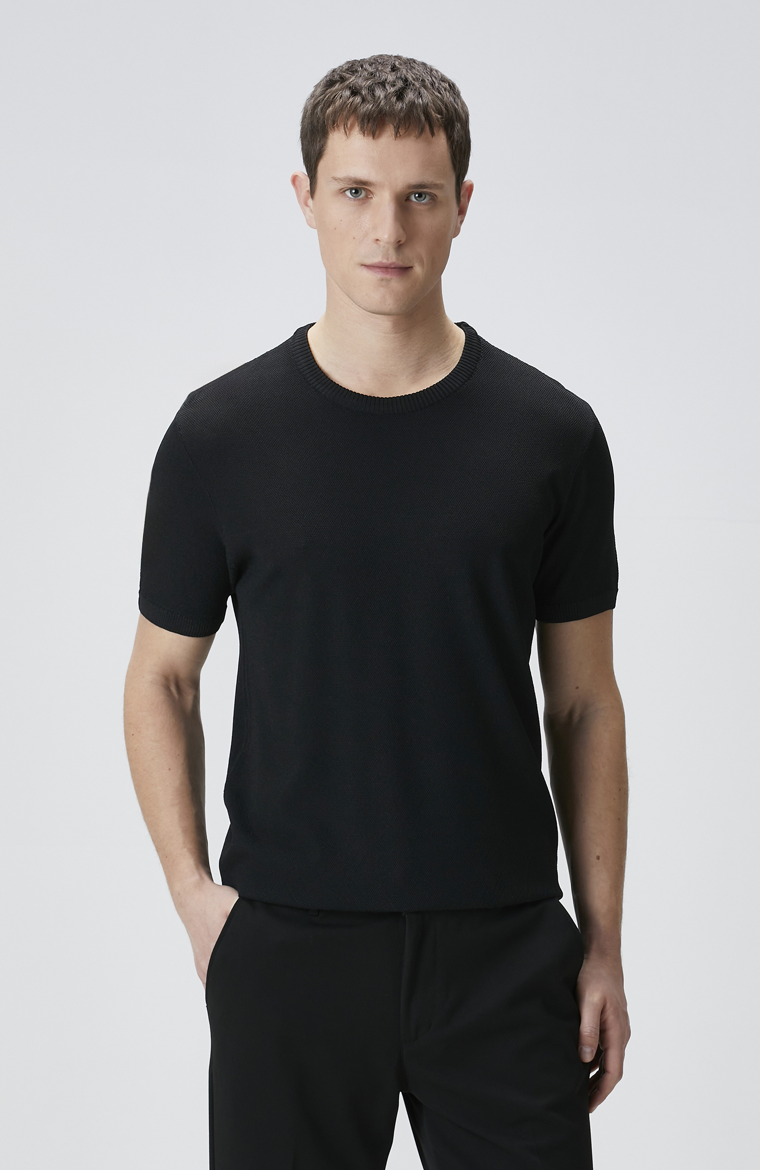 Siyah Balıksırtı Desenli Triko Kazak