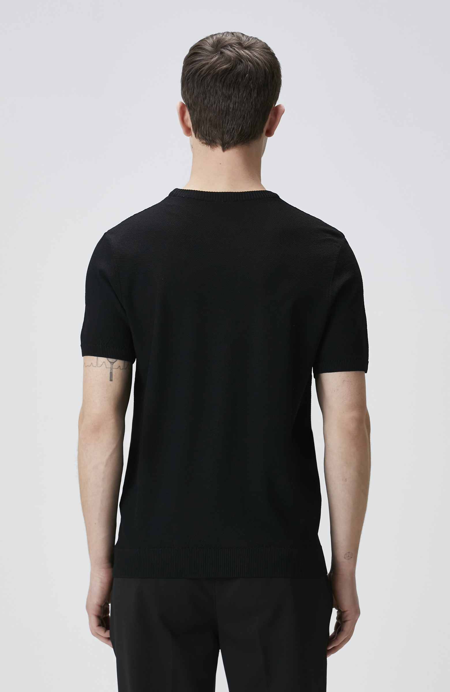 Siyah Balıksırtı Desenli Triko Kazak